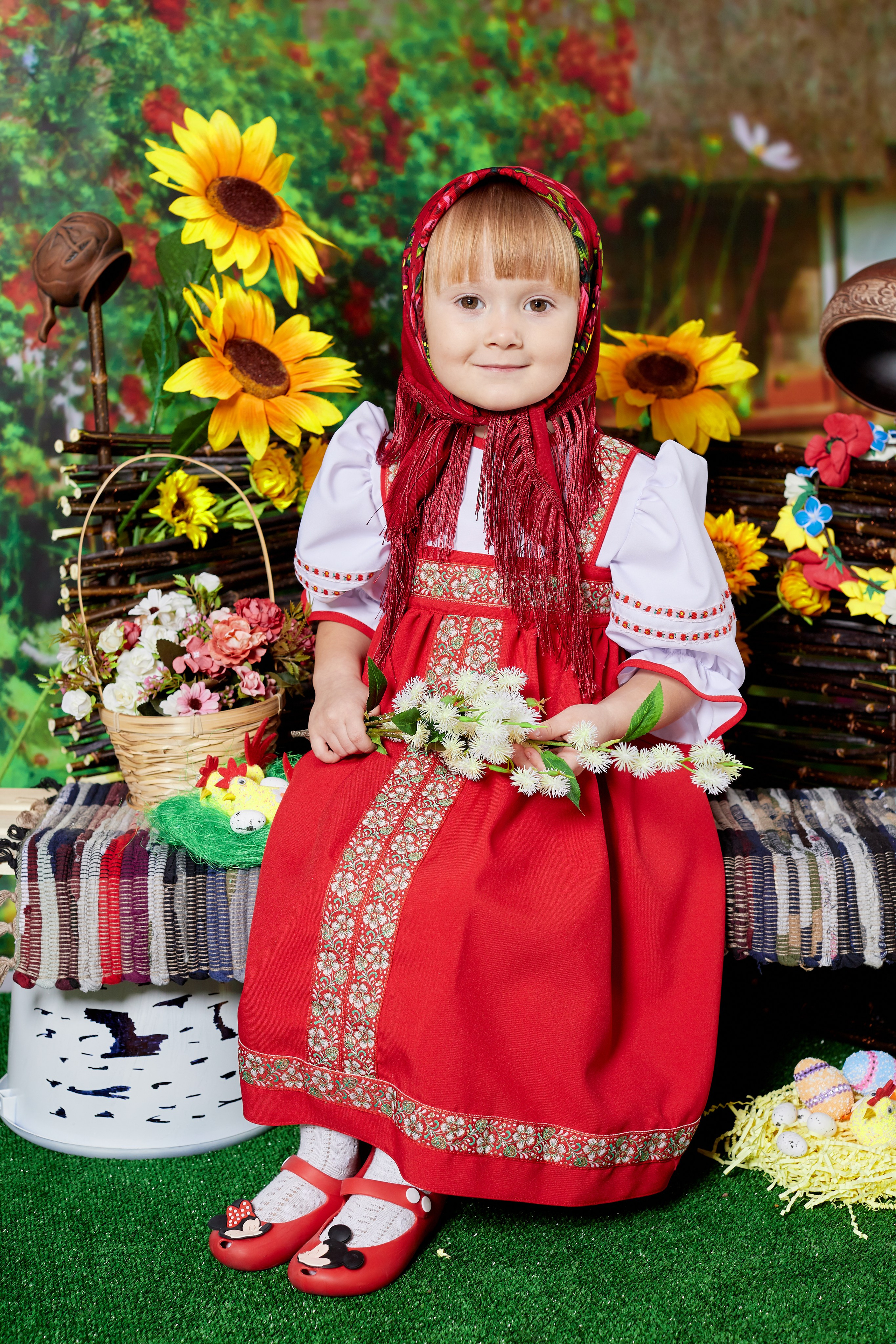 У дома. Детская выездная фотостудия