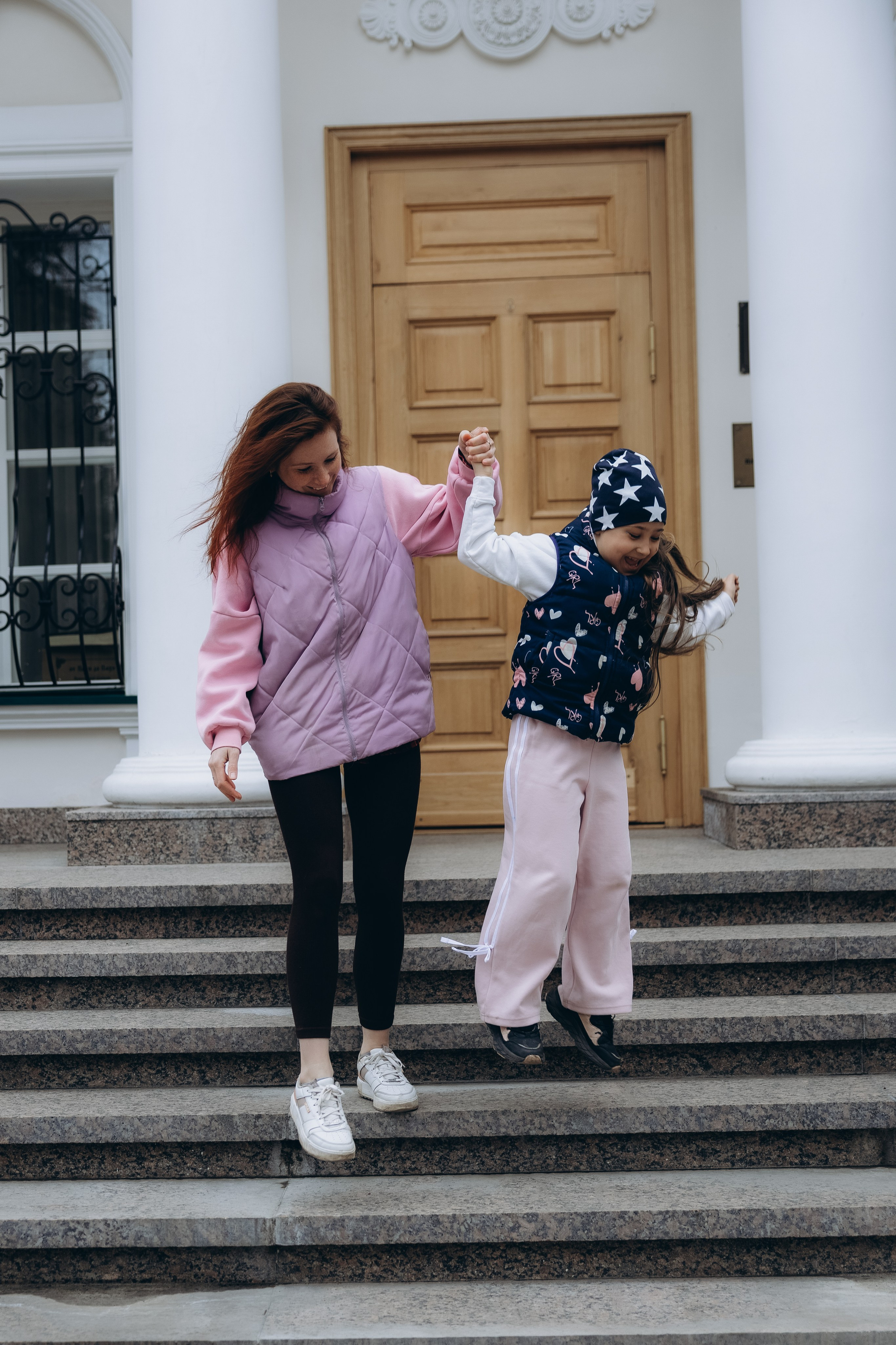 Вика и Аня. Фотограф новорожденных в Москве и Московской области Наталья Збиглей