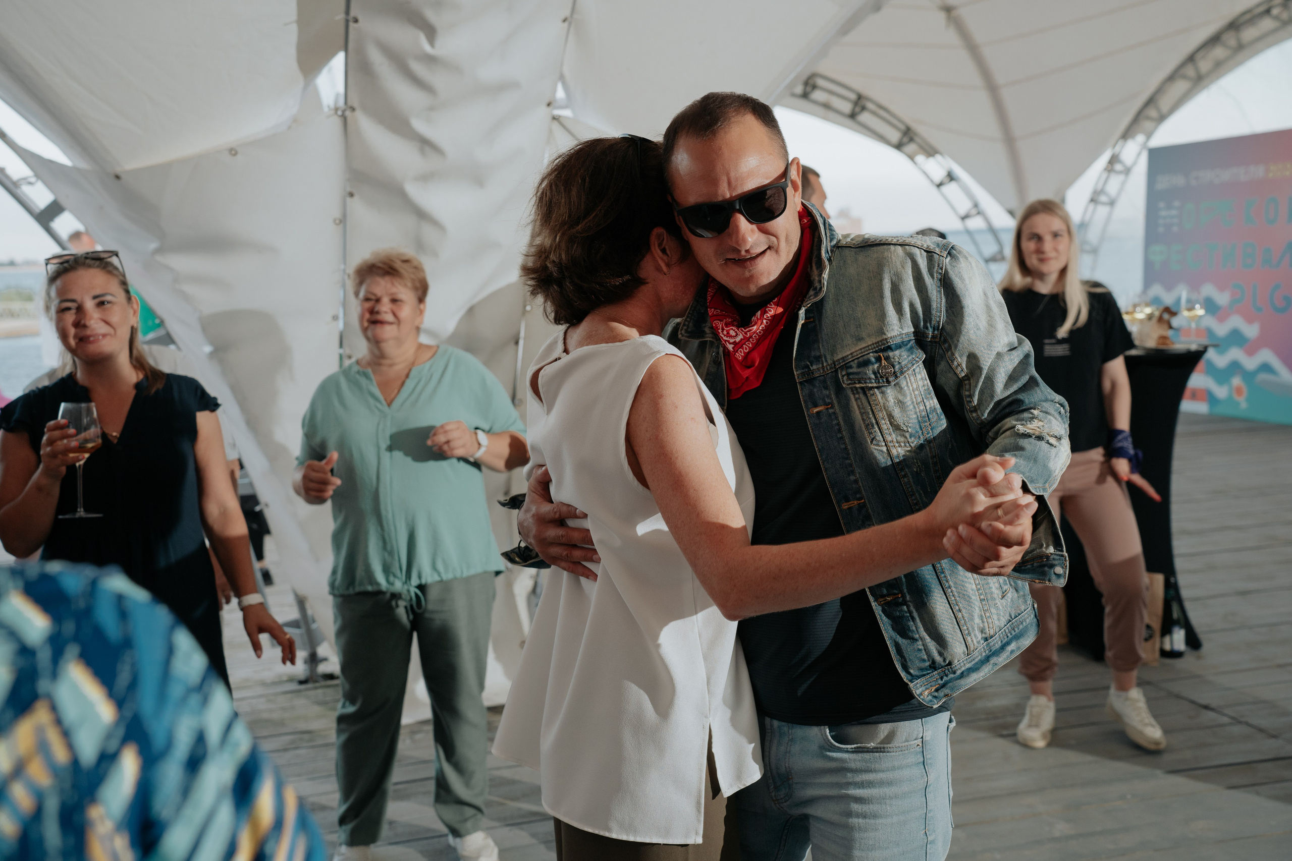 — ИВЕНТЫ. Профессиональный фотограф в Санкт-Петербурге Владимир Денисов