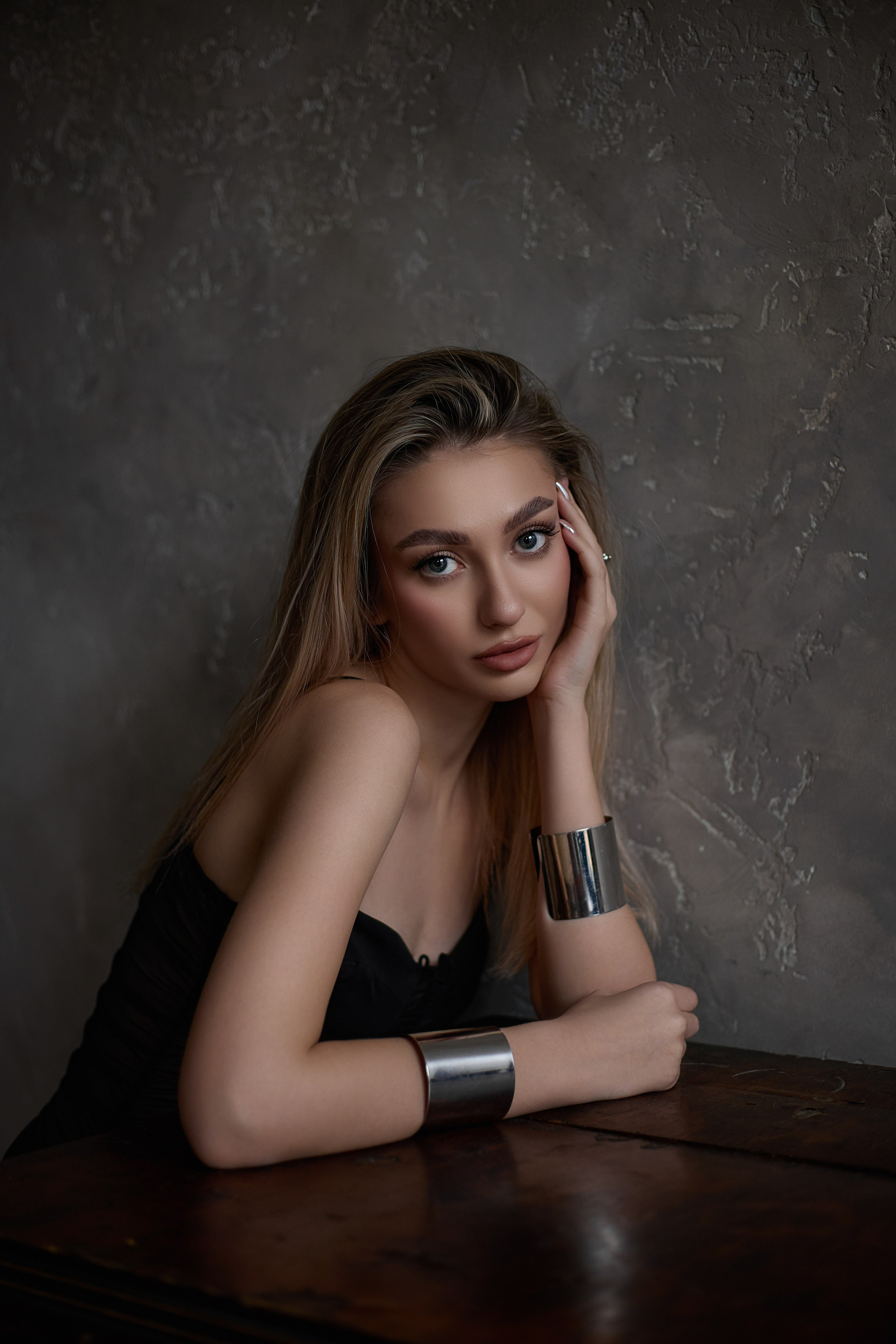 Фотосъемка девушки модели. Фотограф, мобилограф Ростов-на-Дону