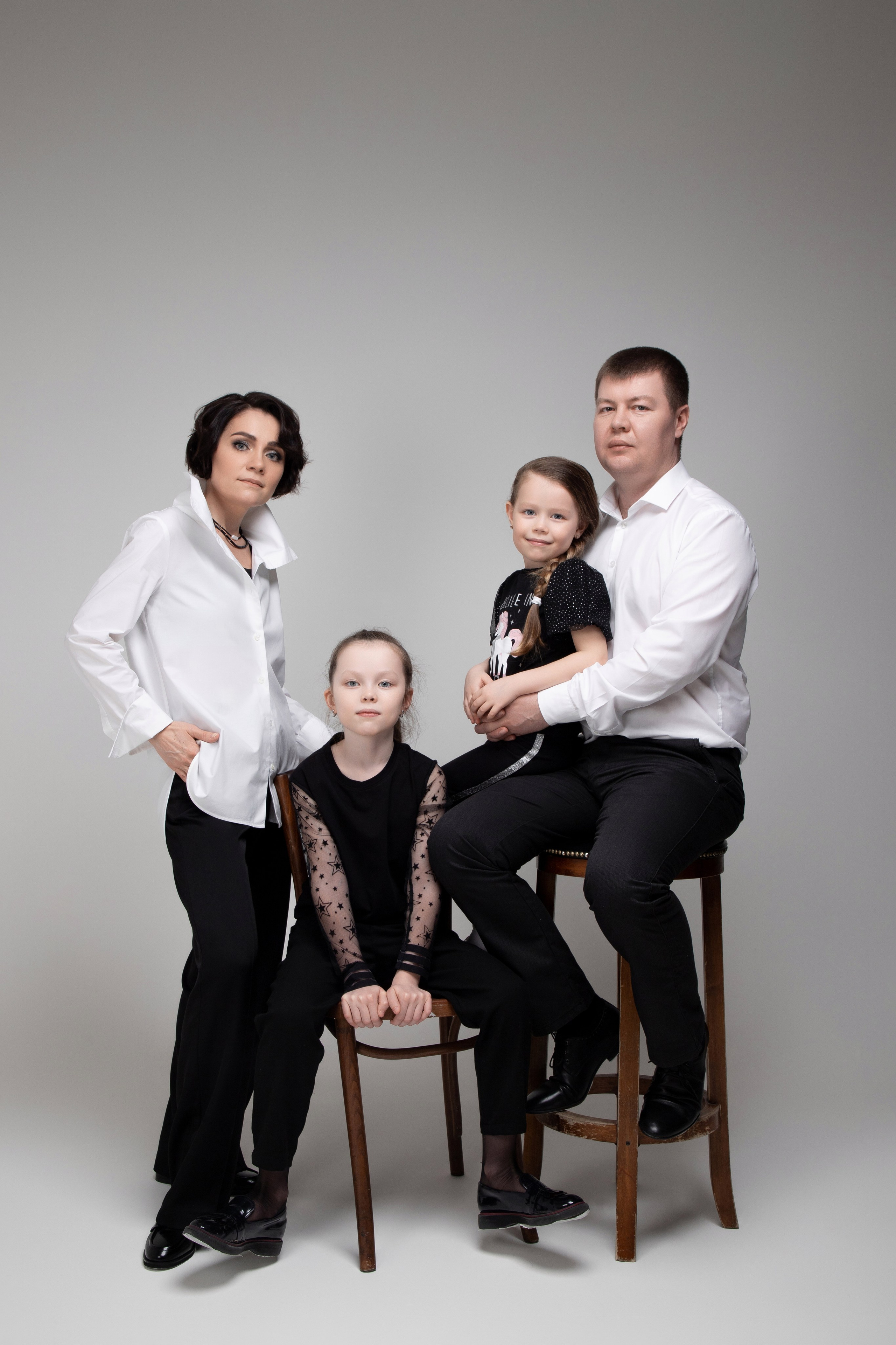 Алексей, Елена, Кристина и Арина. Фотограф Денис Лесковский (Тюмень)