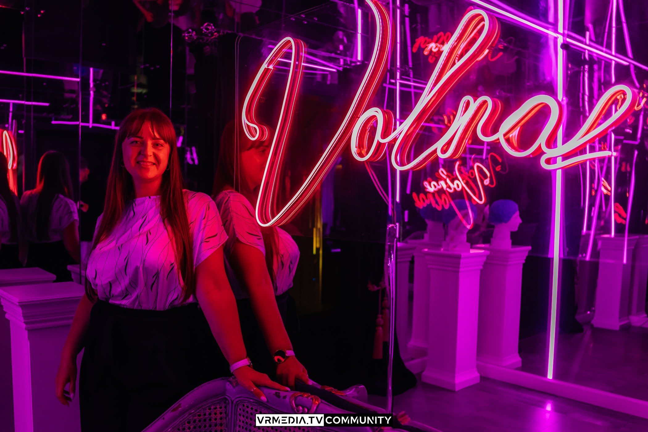 Выходные в караоке-баре «Volna»