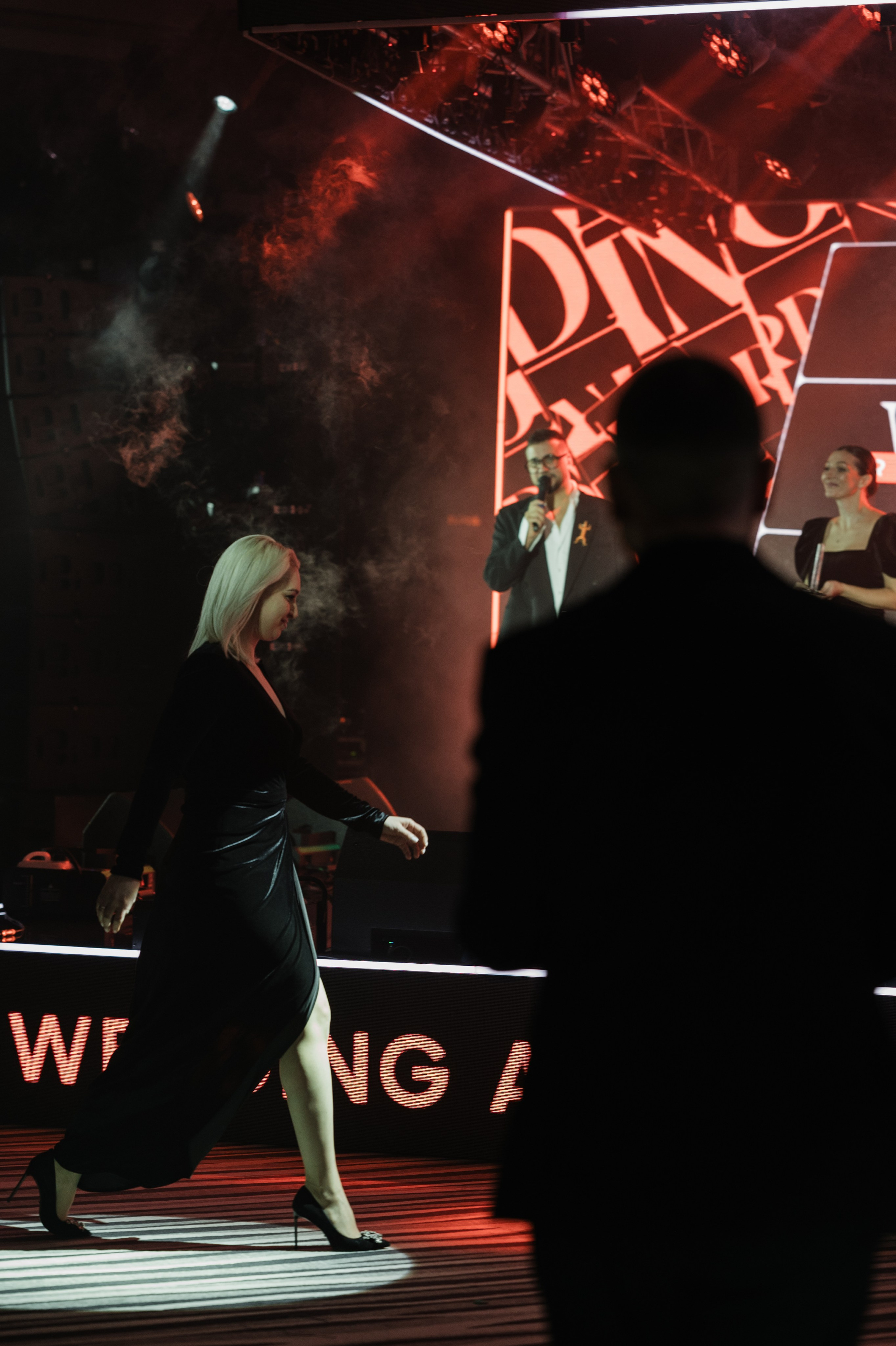 Репортажный фотограф на корпоратив и другие мероприятия. Свадебный и семейный фотограф в Краснодаре Марина Стёпа