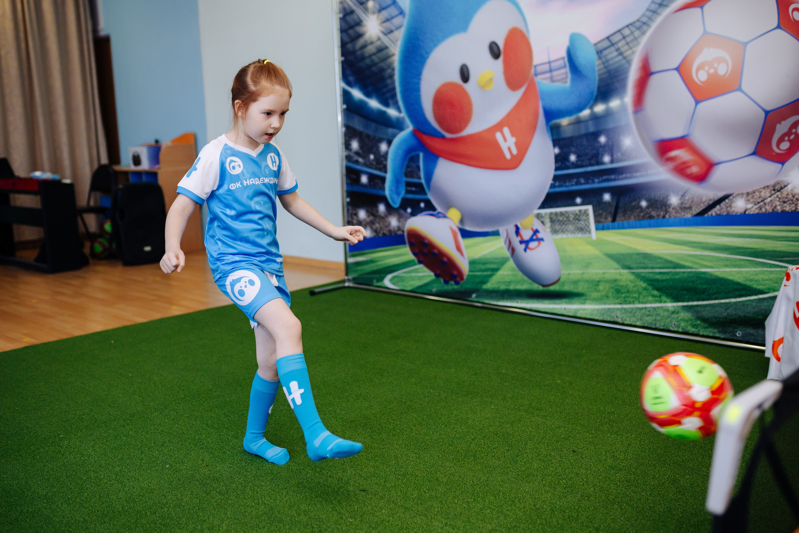 Фотосессия с кубком в детских садах г. Магнитогорска. Денис Прохоров Фотограф в г. Магнитогорск