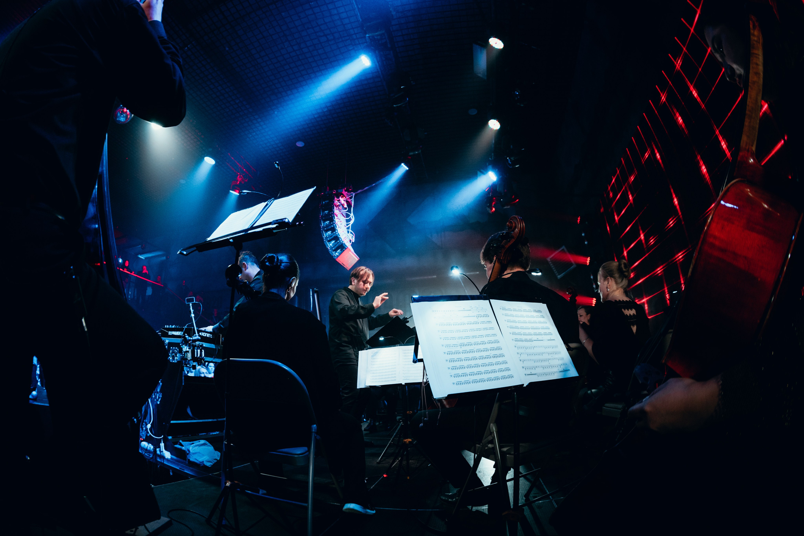 Оркестр ЦСМ, Юрий Усачев и Роман Пархоменко. Главная