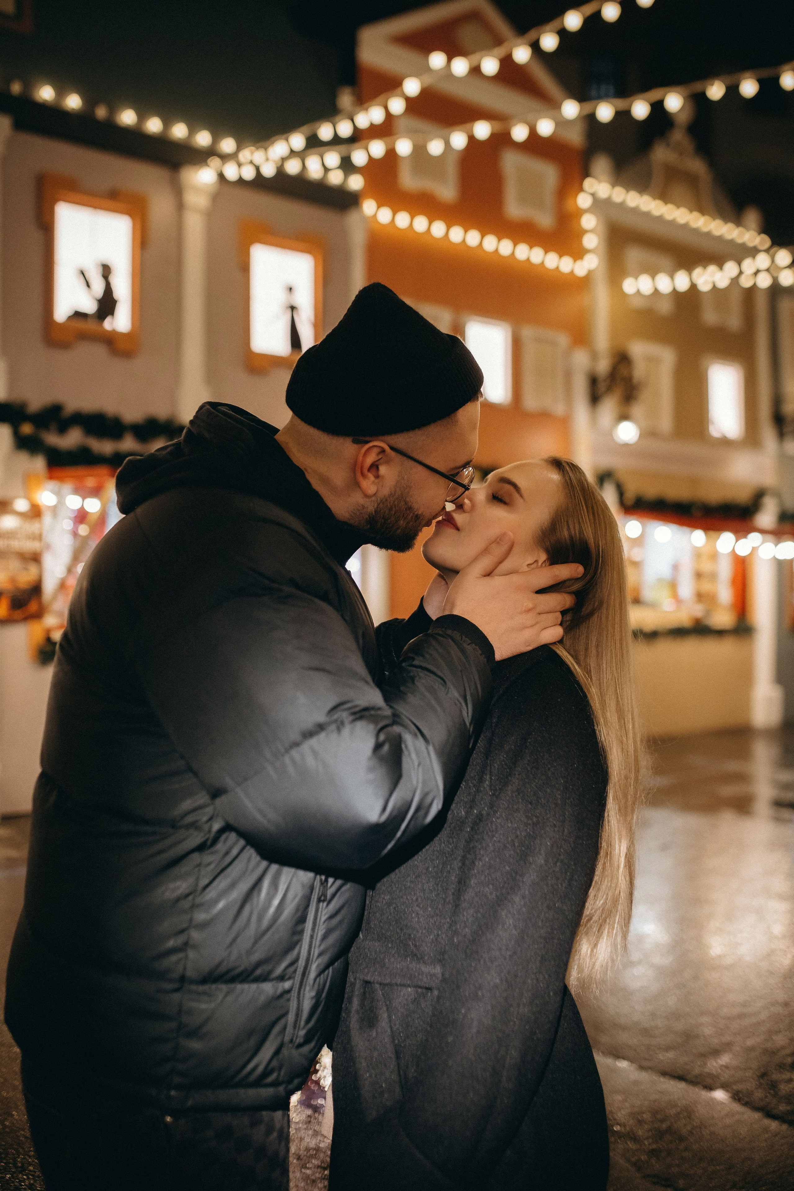 Любовь в новогоднем городе. Главная