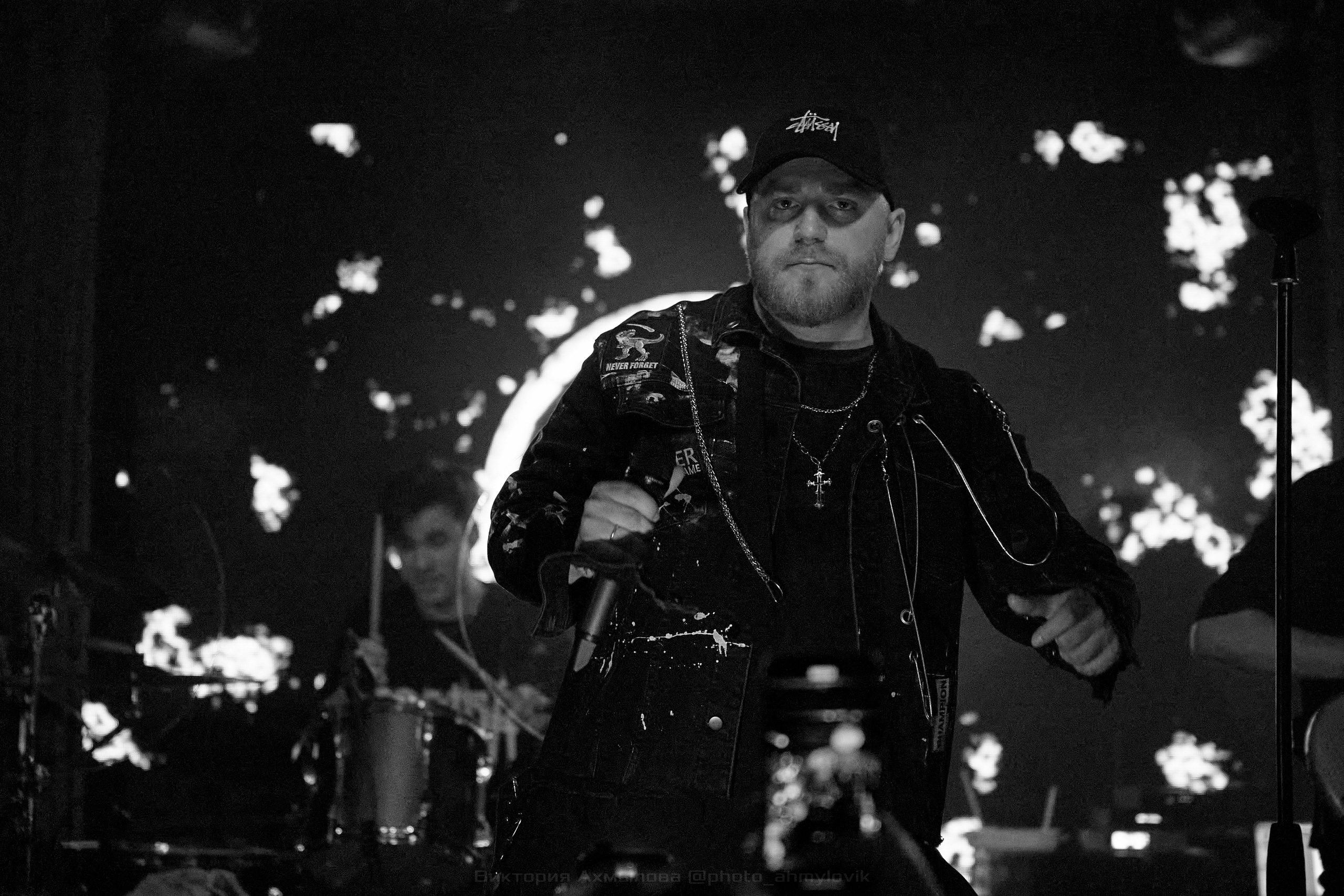 26.06.2024 iOstra 16 Тонн. Виктория Ахмылова. Фотограф в Москве