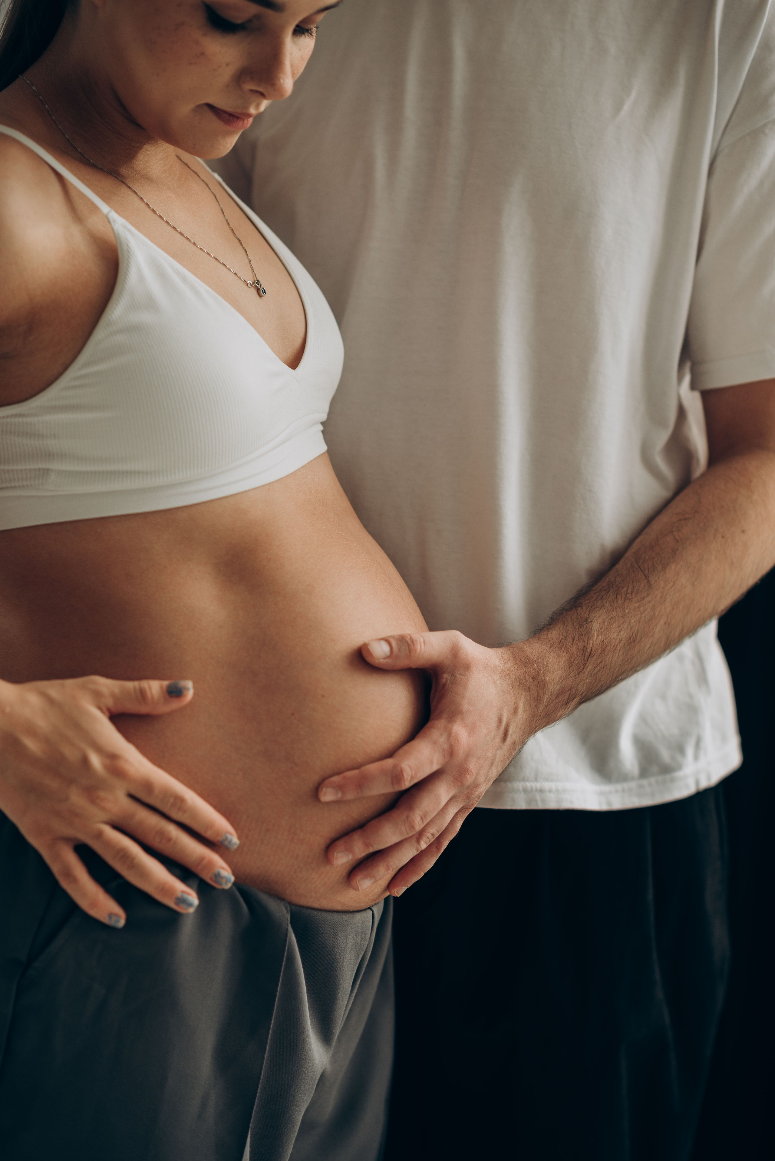 Фотосессия беременности в студии. Семейный фотограф в Домодедово и Москве Елена Пичугина