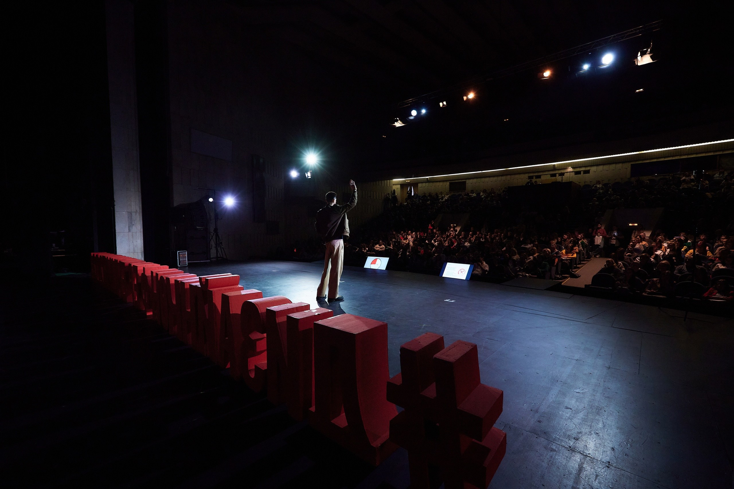 Дизайн-конференция. Антон Артюшин, портретный фотограф. Москва