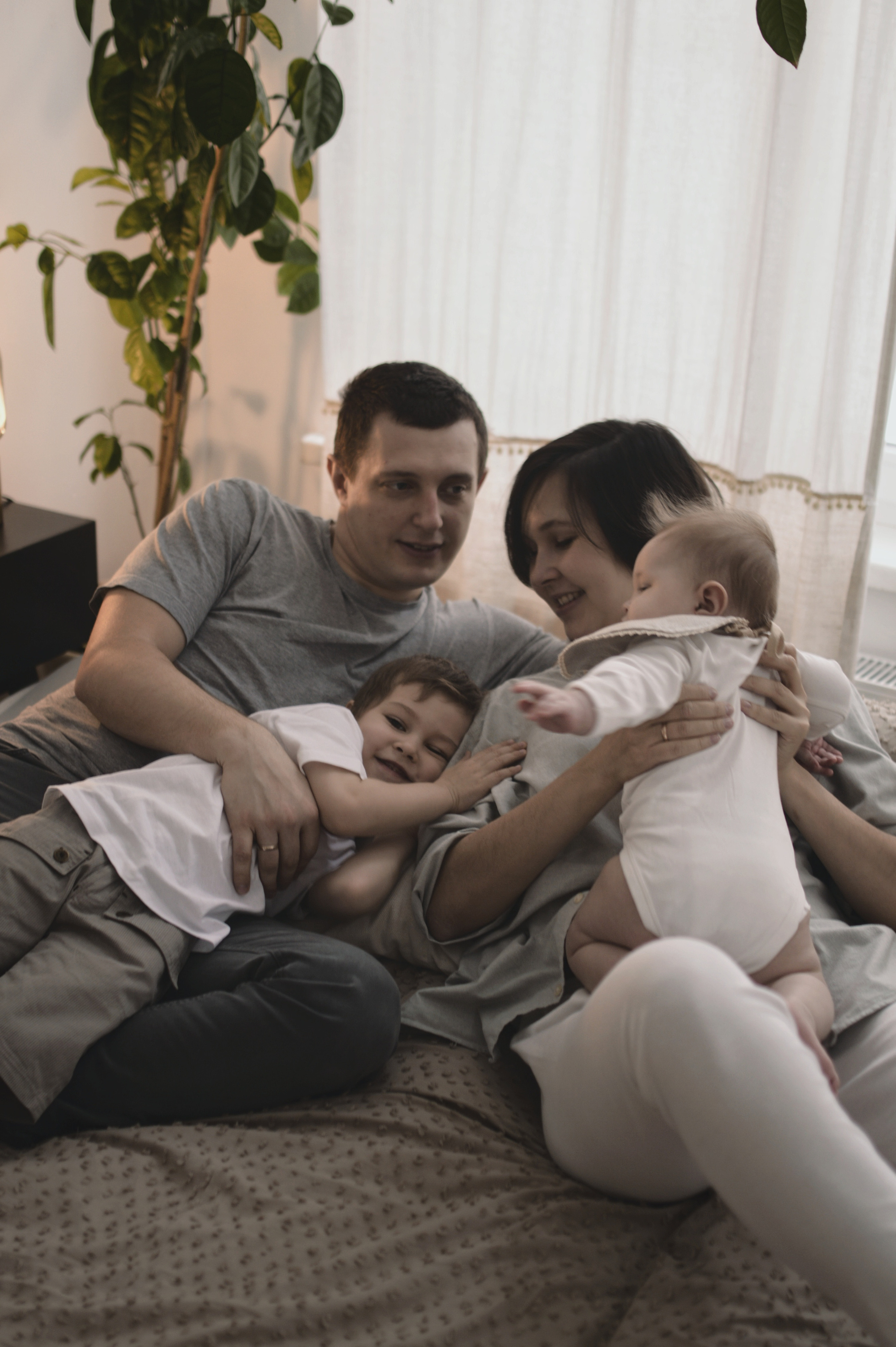 Студийная съёмка. Семейный, детский, солнечный фотограф в городе Перми Калина Анна