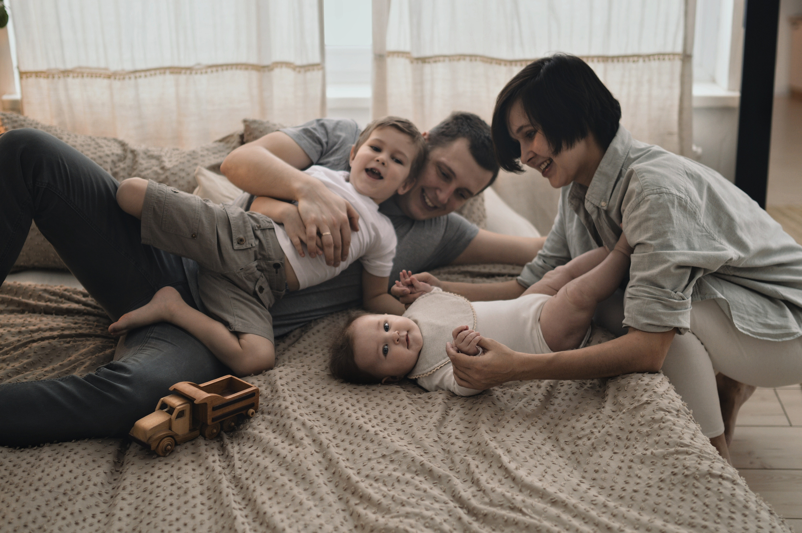 Студийная съёмка. Семейный, детский, солнечный фотограф в городе Перми Калина Анна