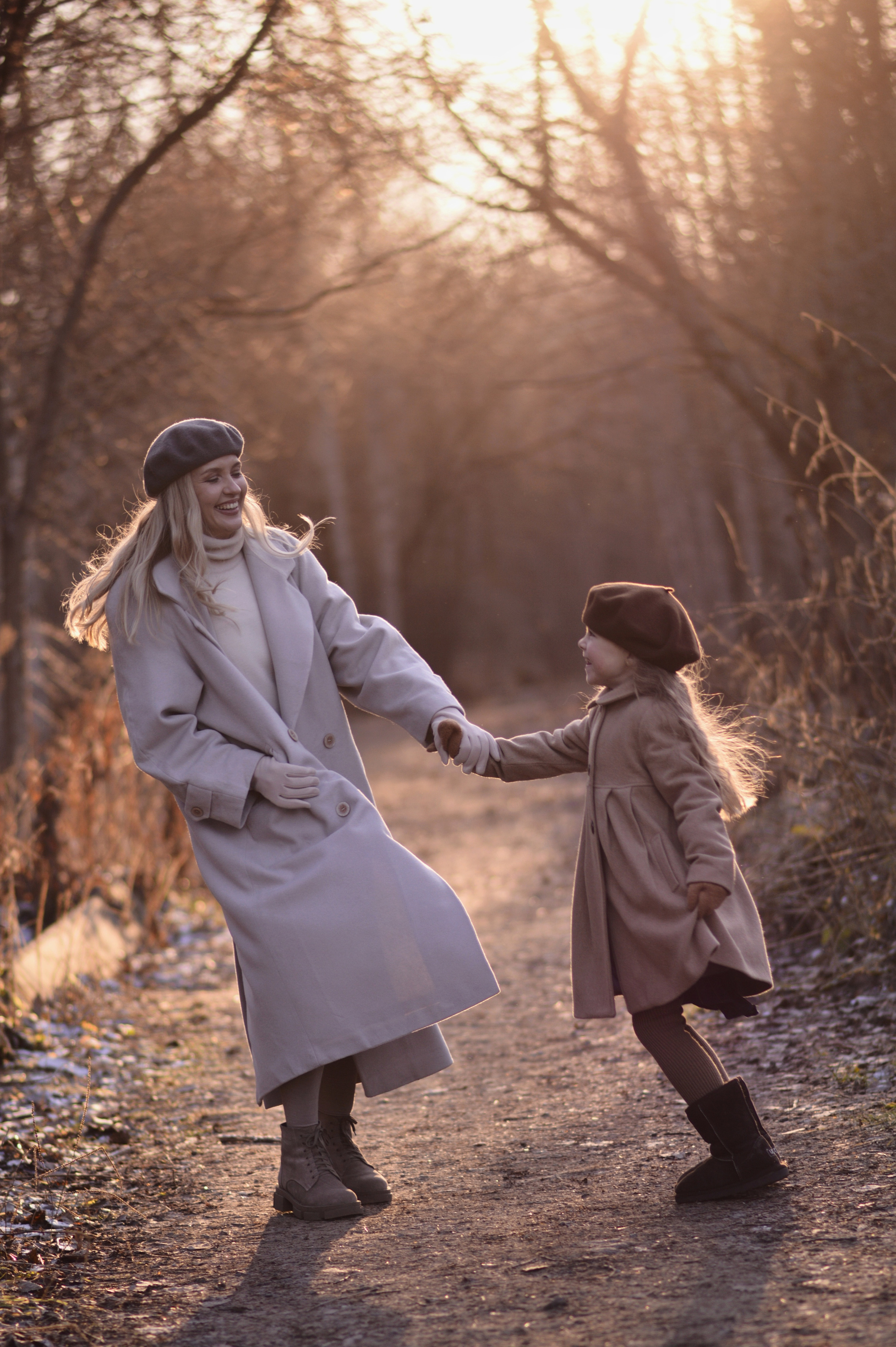 Фотопрогулка. Семейный, детский, солнечный фотограф в городе Перми Калина Анна