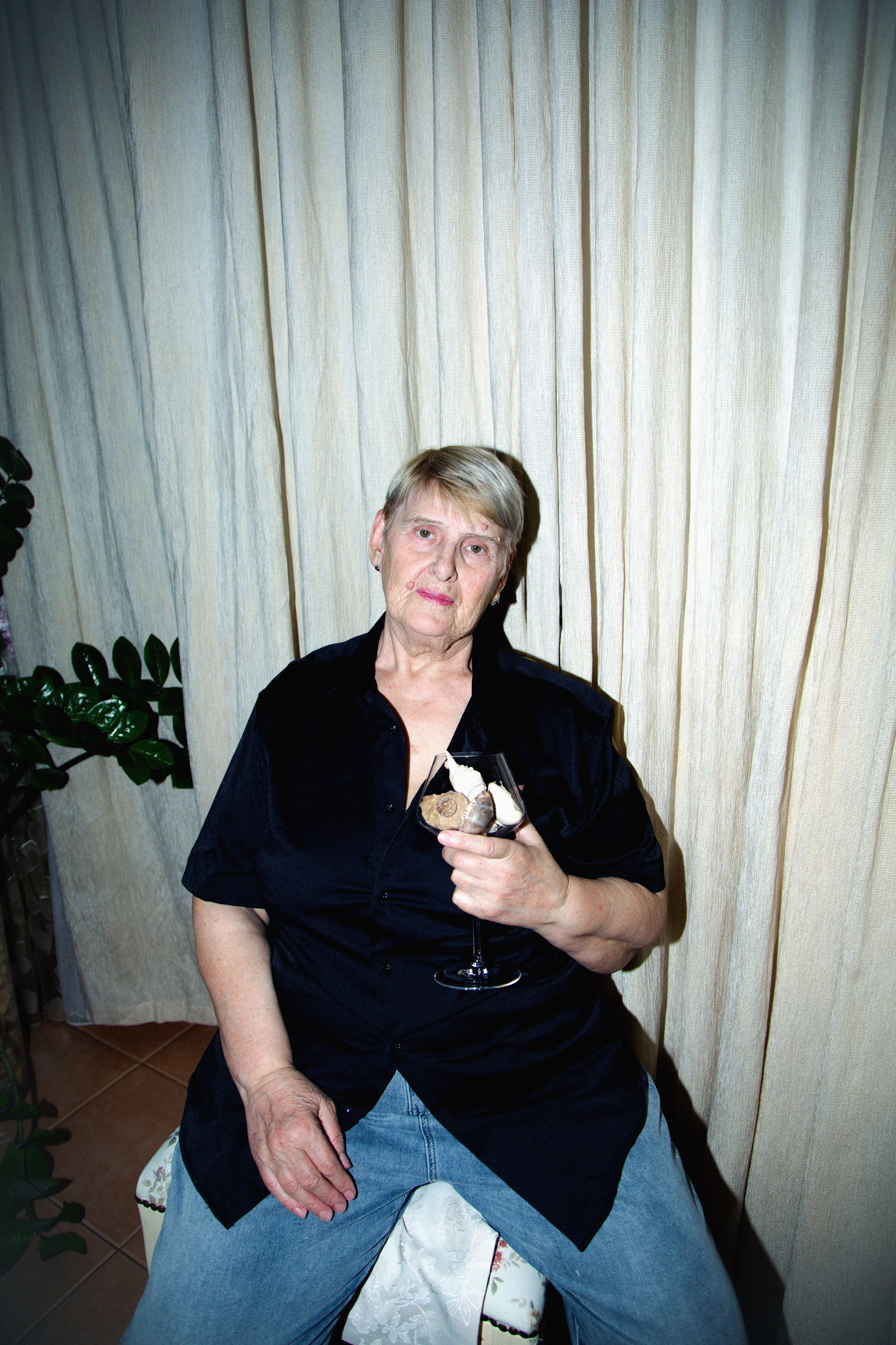 Jetta. Arina Kharakhashian