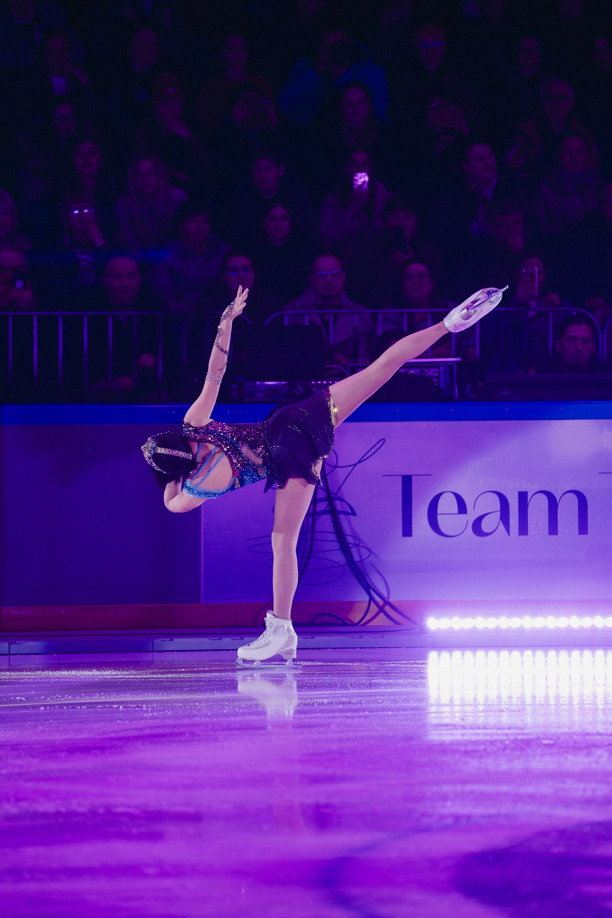 Шоу Этери Тутберидзе в Новосибирске. Воробьева Ксения — Спортивный и танцевальный фотограф Новосибирск