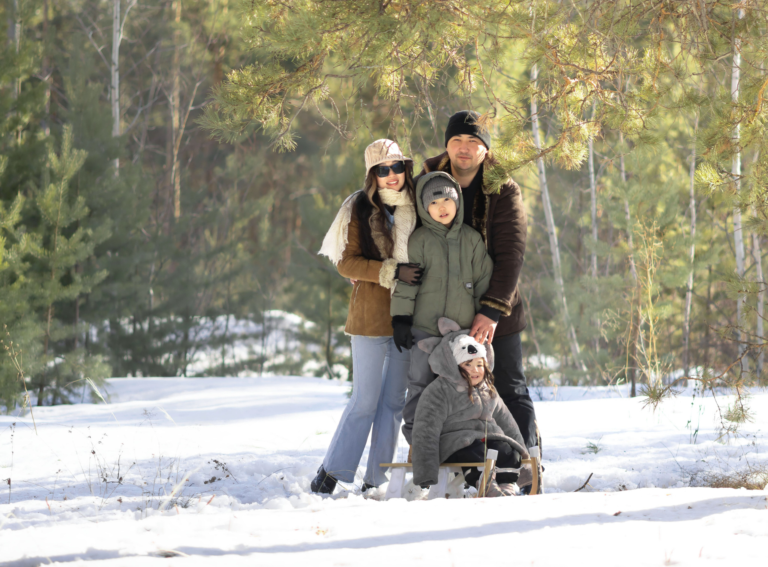 Семейная съемка на природе, на сопке. Фотограф Якутск Зоя Николаева