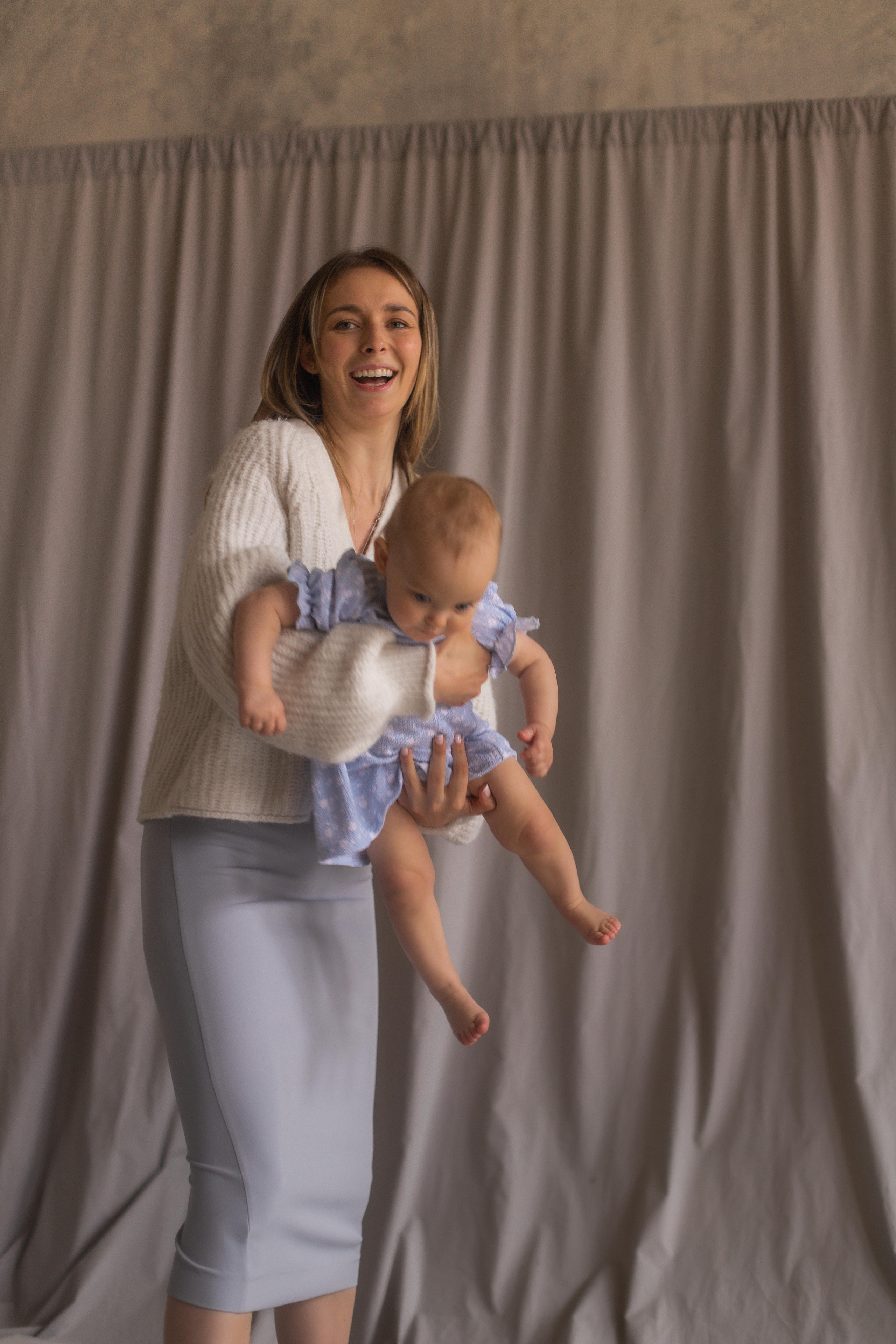 Студийная. Семейный свадебный интерьерный фотограф Тверь Санкт- Марина Свистунова