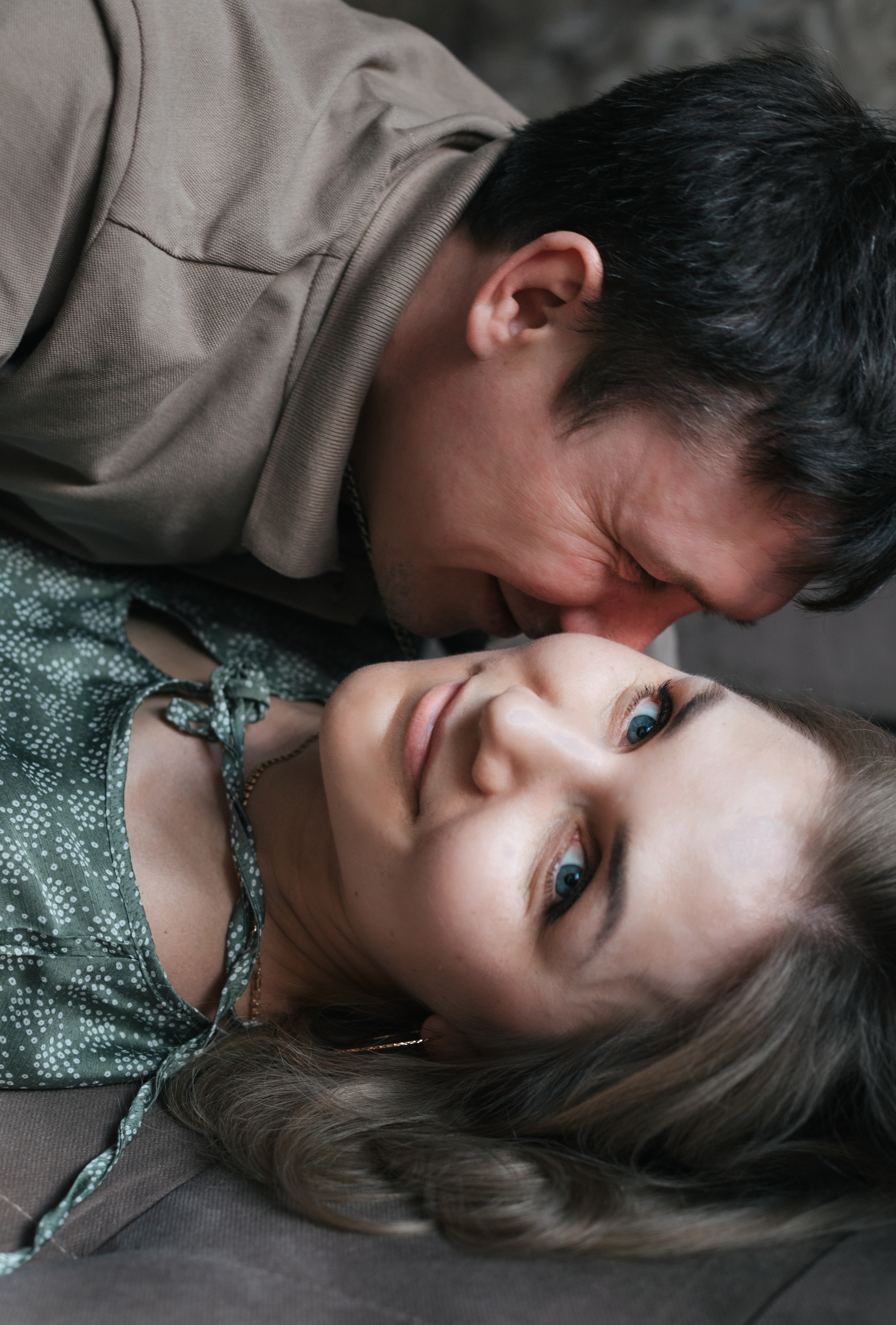 Домашняя съемка. Семейный свадебный интерьерный фотограф Тверь Санкт- Марина Свистунова