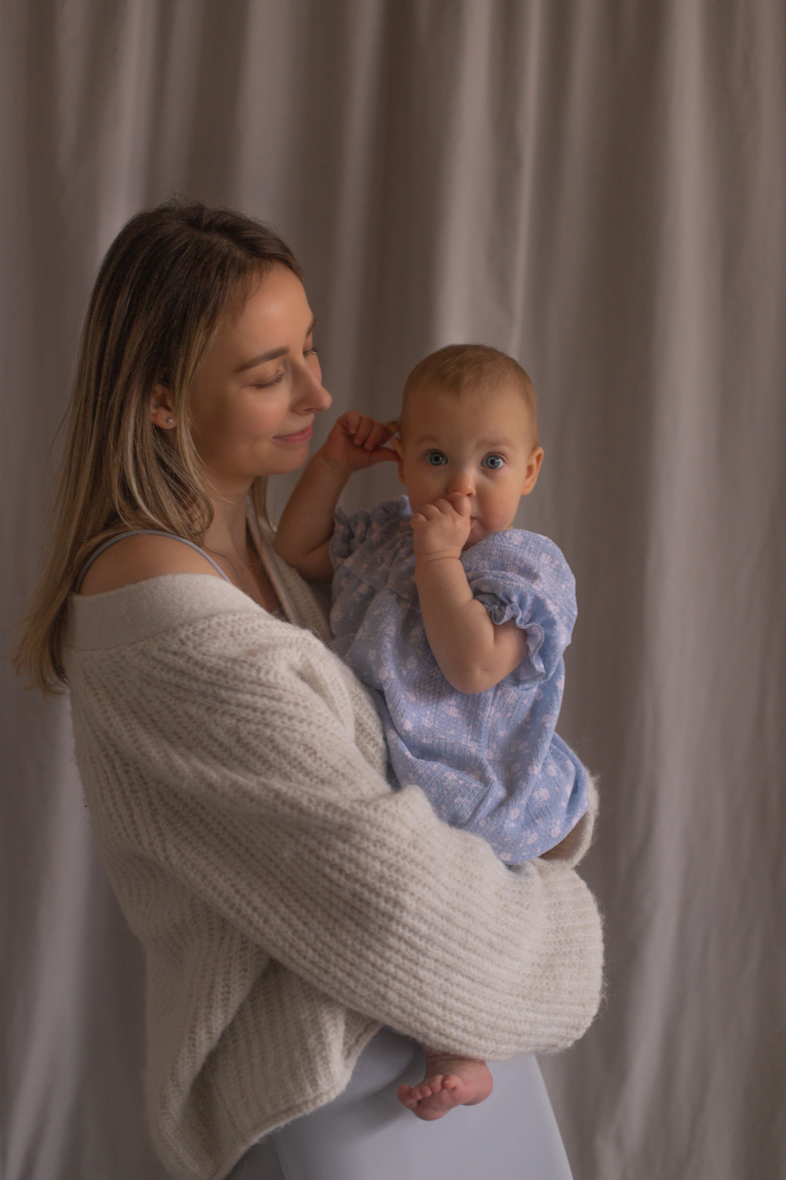 Студийная. Семейный свадебный интерьерный фотограф Тверь Санкт- Марина Свистунова