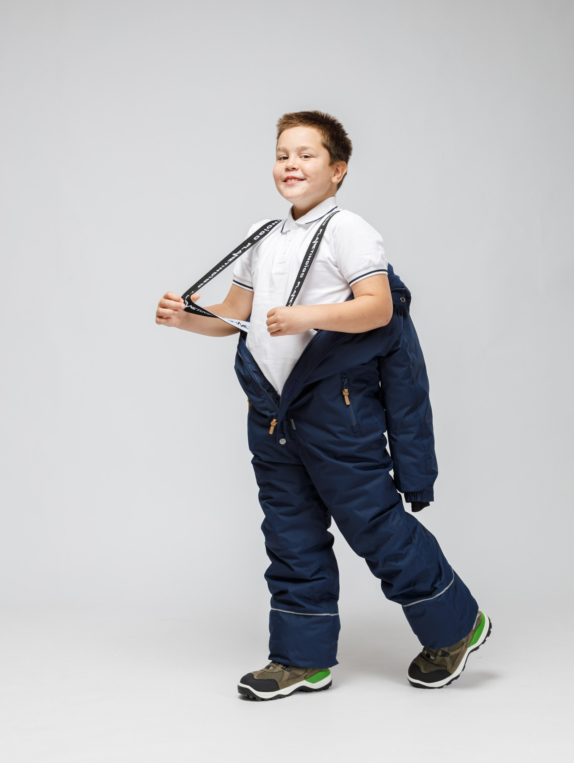 Съёмка зимней и школьной одежды фирмы Индиго джинс для WB. Студия коммерческой съемки ХВОЯ