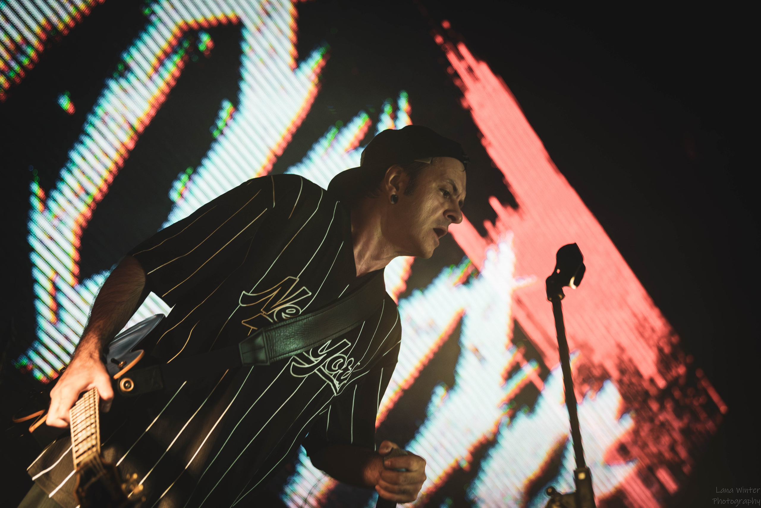 7000$ (29 июня 2025 года, Москва, клуб Урбан). Фотограф Светлана Блинова, Москва и Московская область