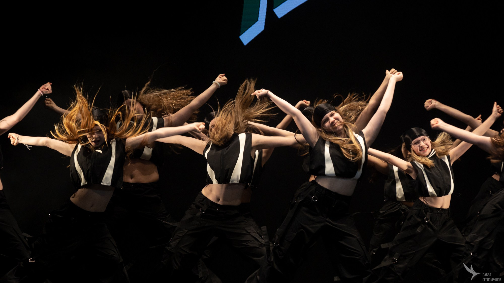 Отчетный концерт студии танца KingStep. Репортажный фотограф в Казани Павел Серпокрылов