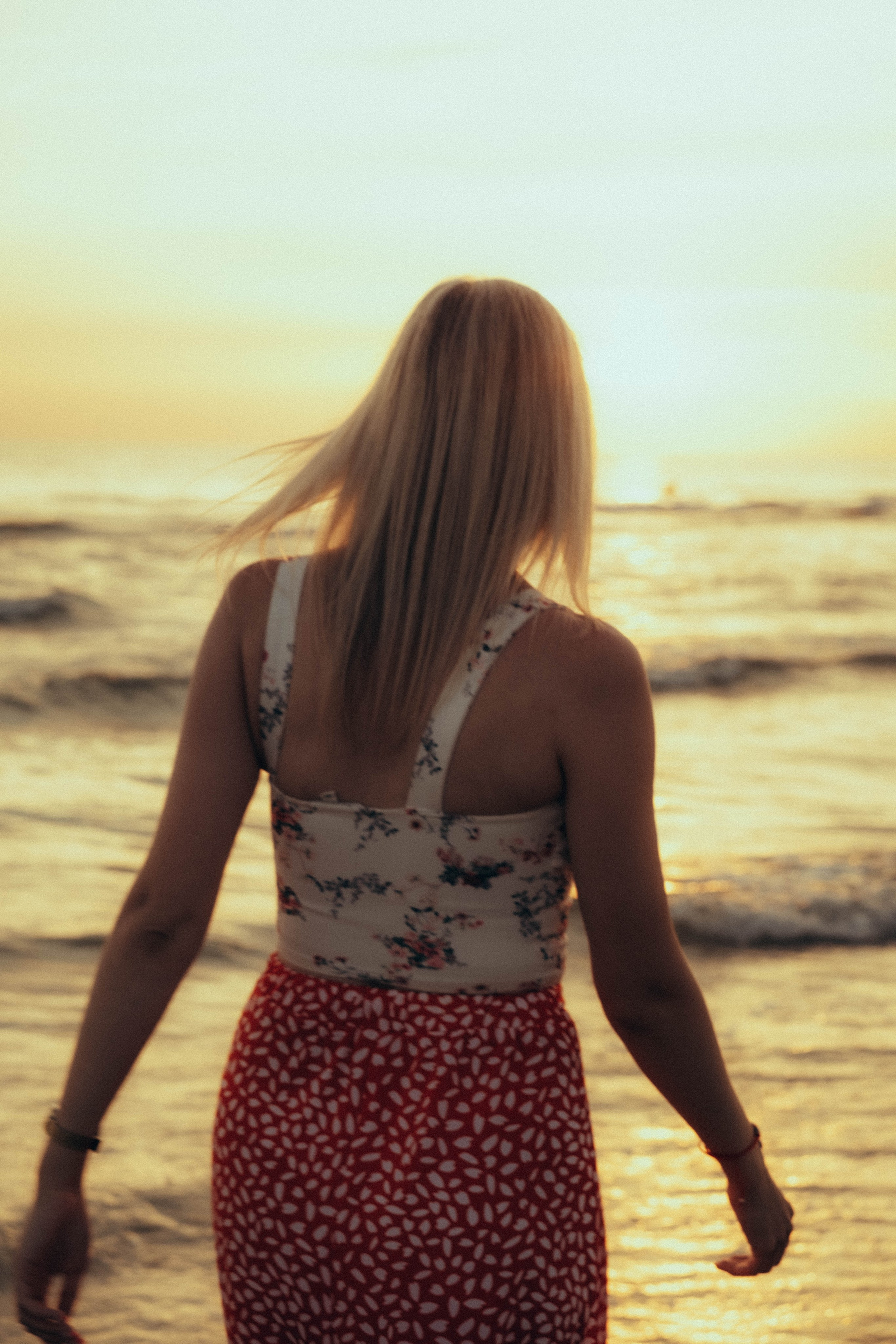 Июльский вечер на берегу черного моря. Профессиональный фотограф, Санкт-Петербург — Виктория Богомолова