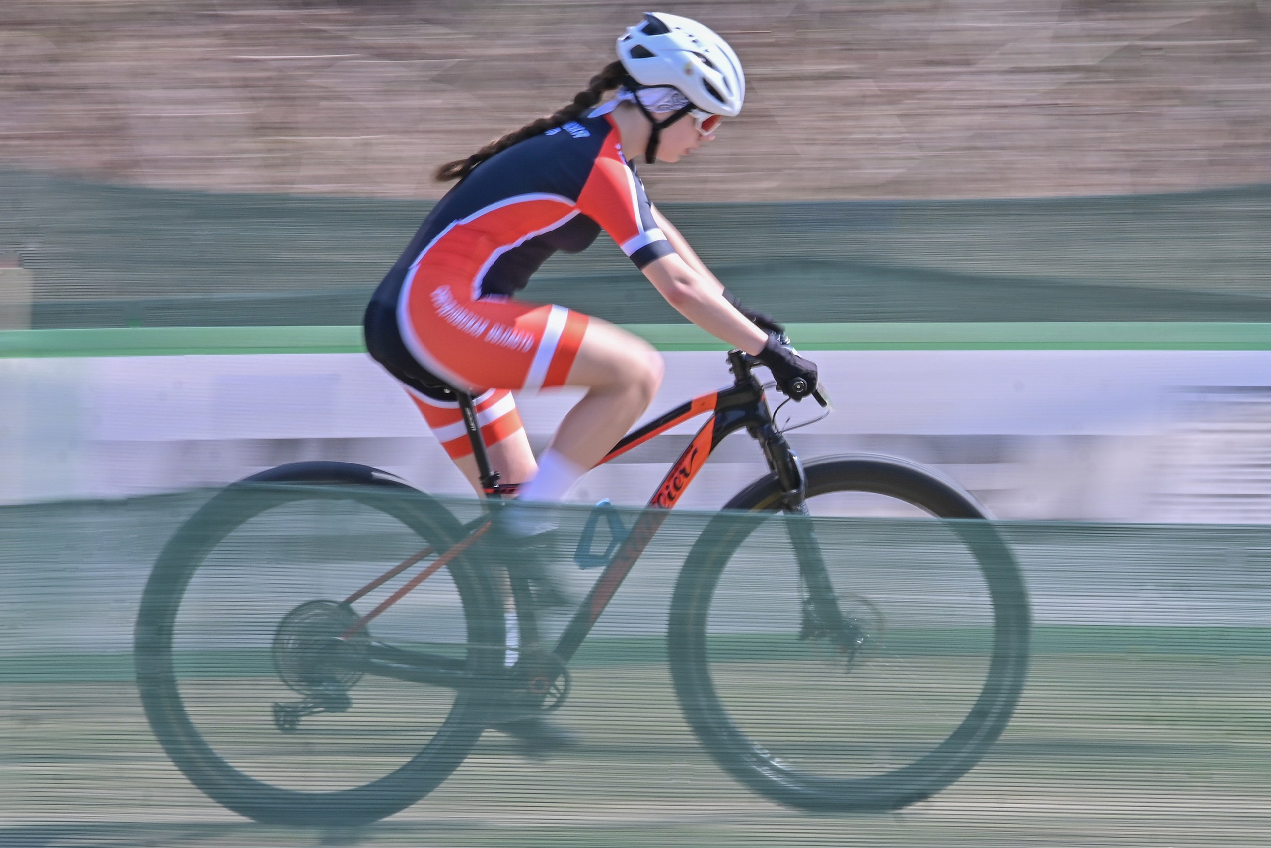 Маунтинбайк, кросс-кантри в Архипо-Осиповке 16 марта 2025. Спортивный фотограф, фотожурналист Павел Ларькин