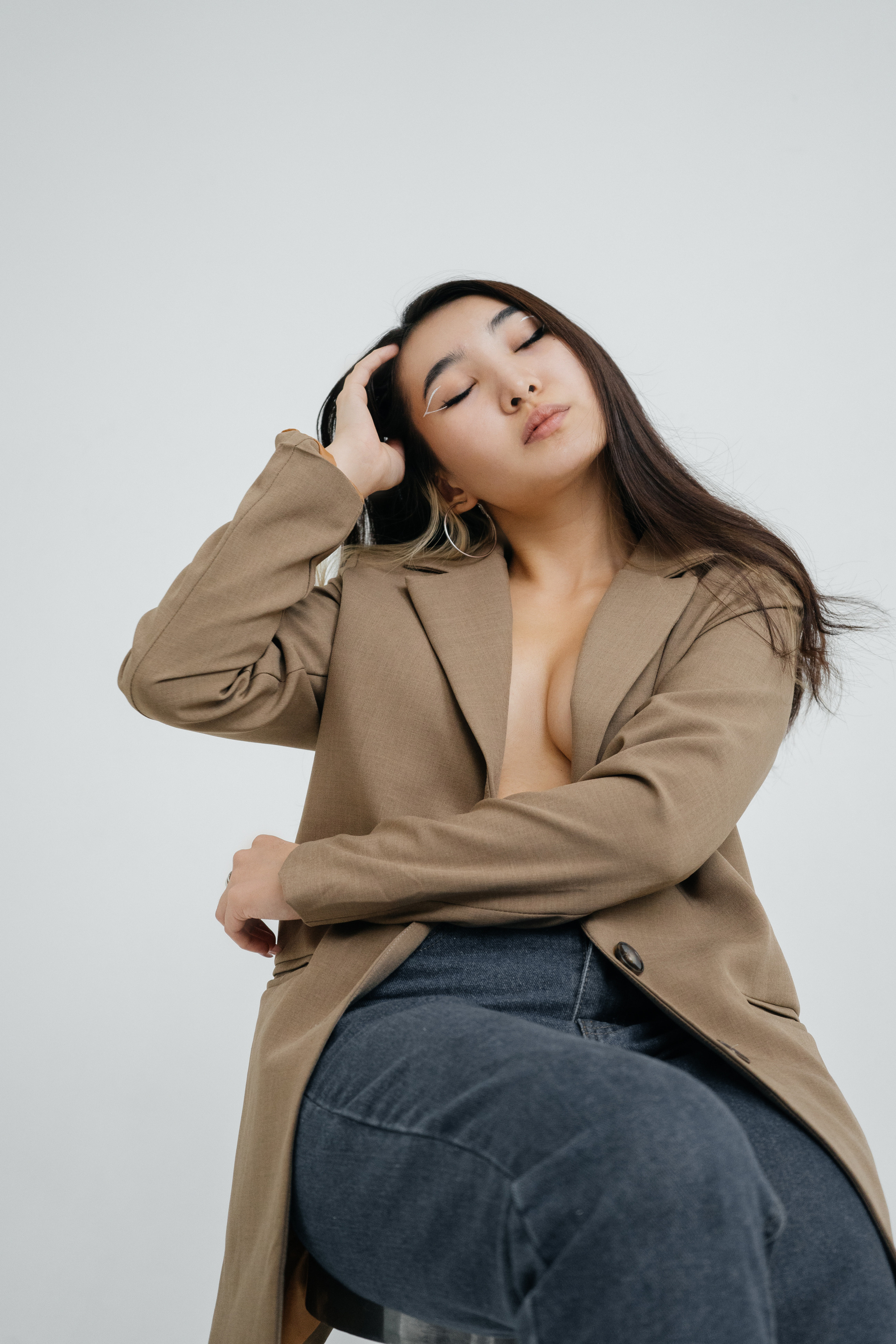 Портретная и индивидуальная фотосессия в Алматы. Фотограф в Алматы Сиражев Карымсак. Фотосессия, бизнес портреты