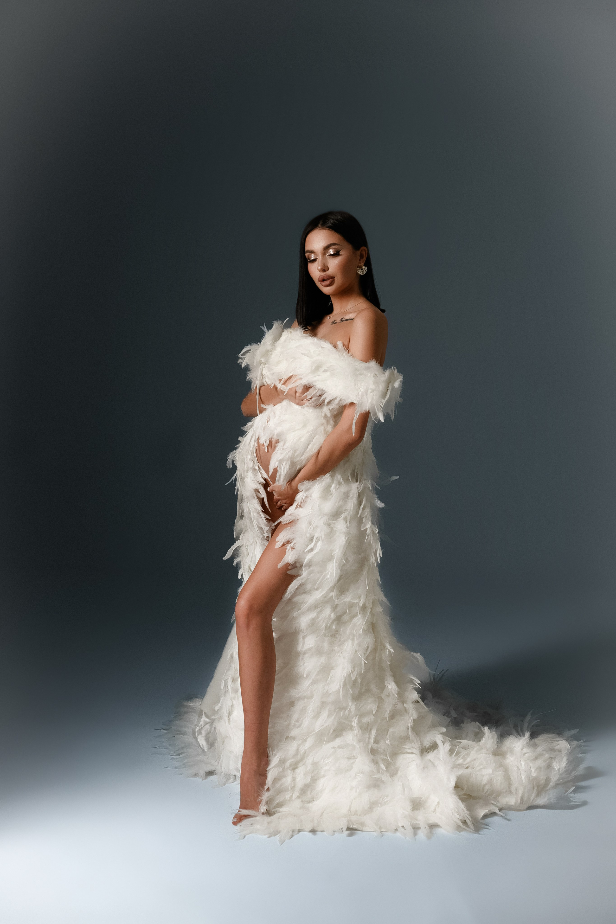 Накидка из перьев. Фотограф Анна Качан