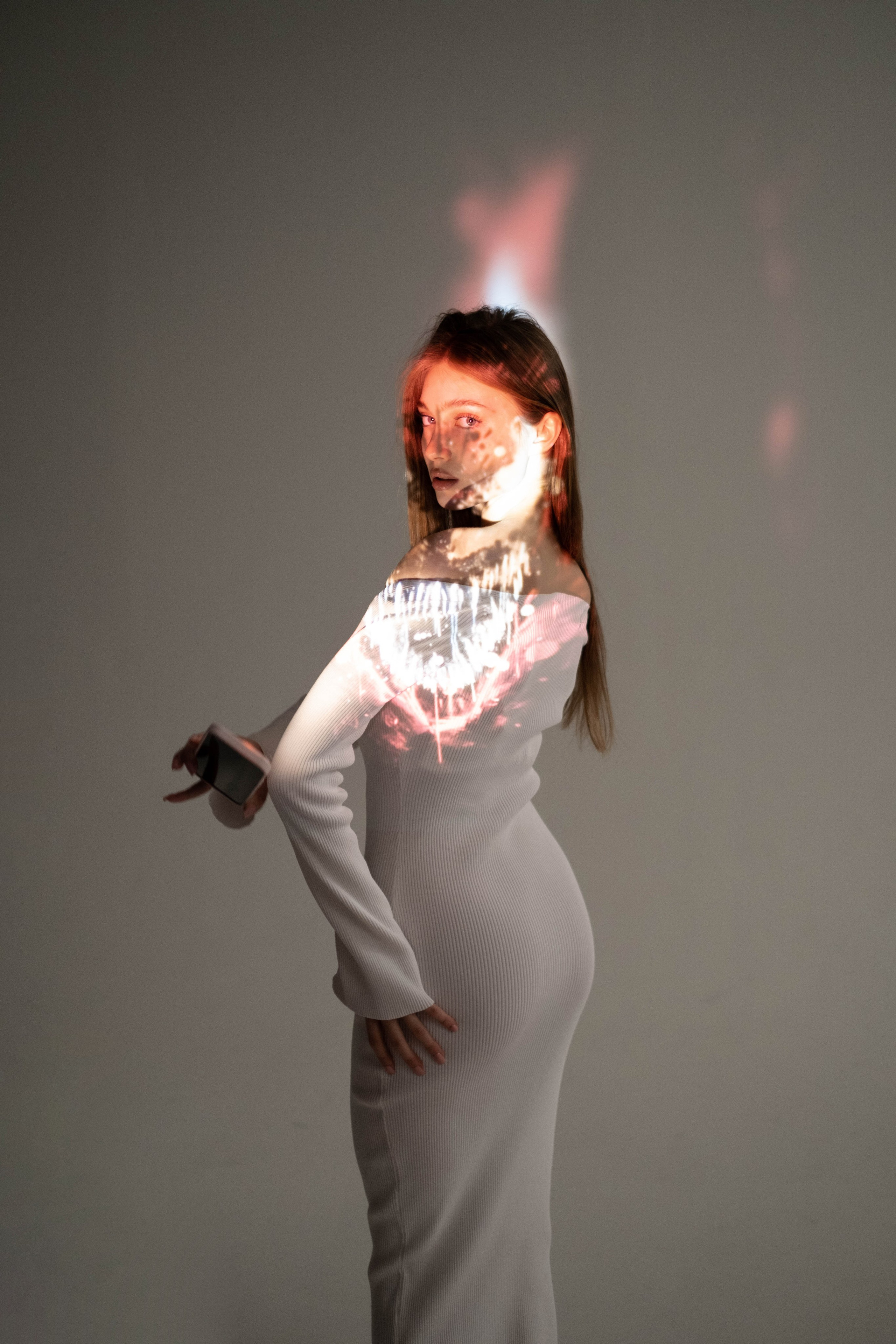 Проектор 16.03.25. Студийный, портретный, семейный фотограф Южно-Сахалинска Яна Радаева