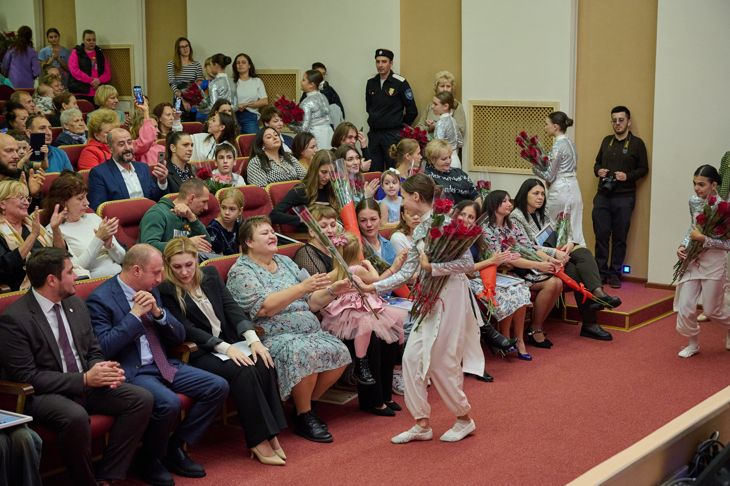 День матери ДК Кабардинка. Жизнь курорта Кабардинка в фотографиях