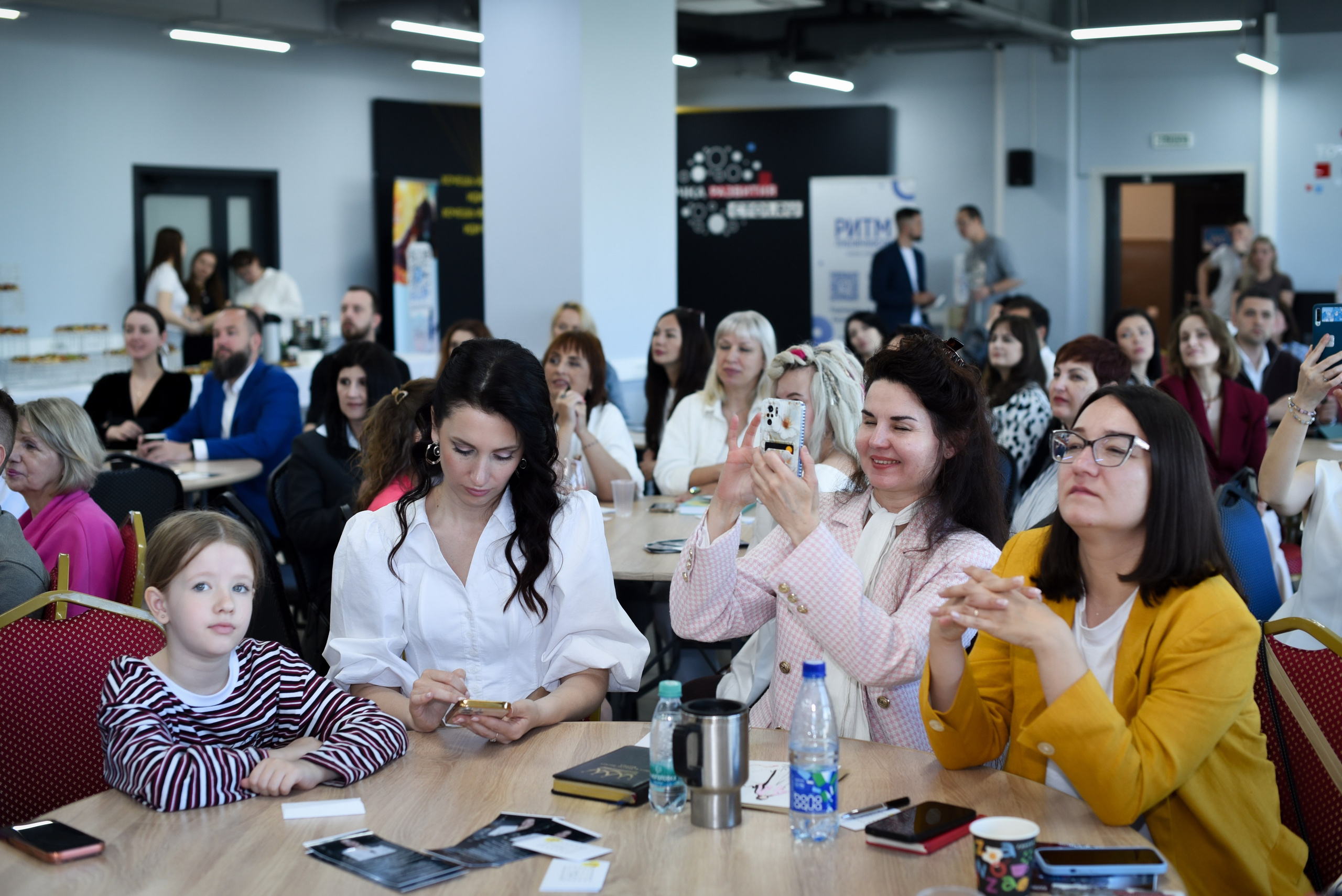КНИЖНЫЙ КЛУБ. Фотограф и видеограф Краснодар Москва SIA