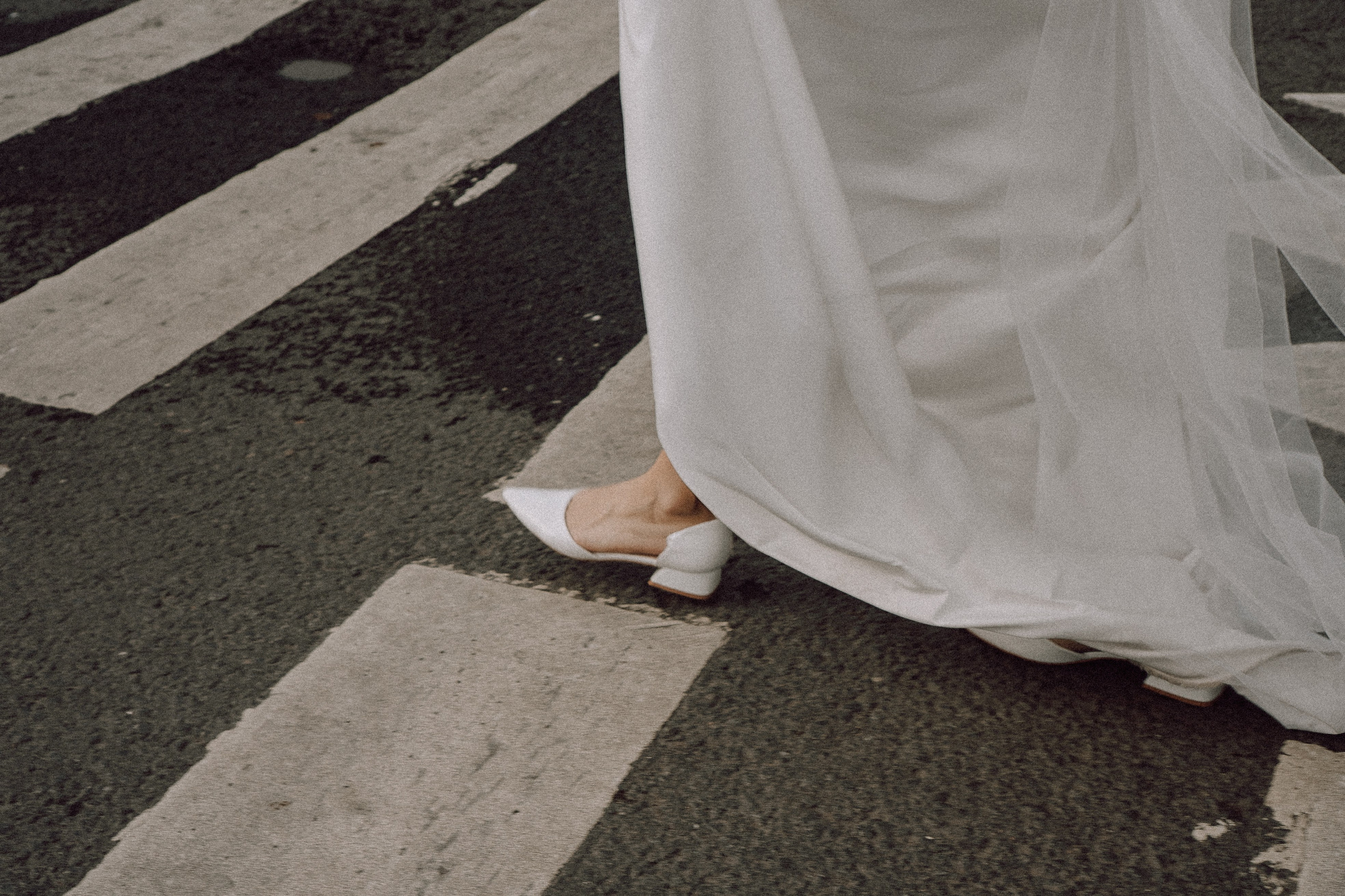 СВАДЕБНАЯ ПРОГУЛКА В САНТК-ПЕТЕРБУРГЕ (ИСАКИЕВСКИЙ СОБОР, ЗИМНЯЯ КАНАВКА, ЭРМИТАЖ И БОЛЬШАЯ МОРСКАЯ УЛИЦА). Профессиональный фотограф, Санкт-Петербург — Виктория Богомолова