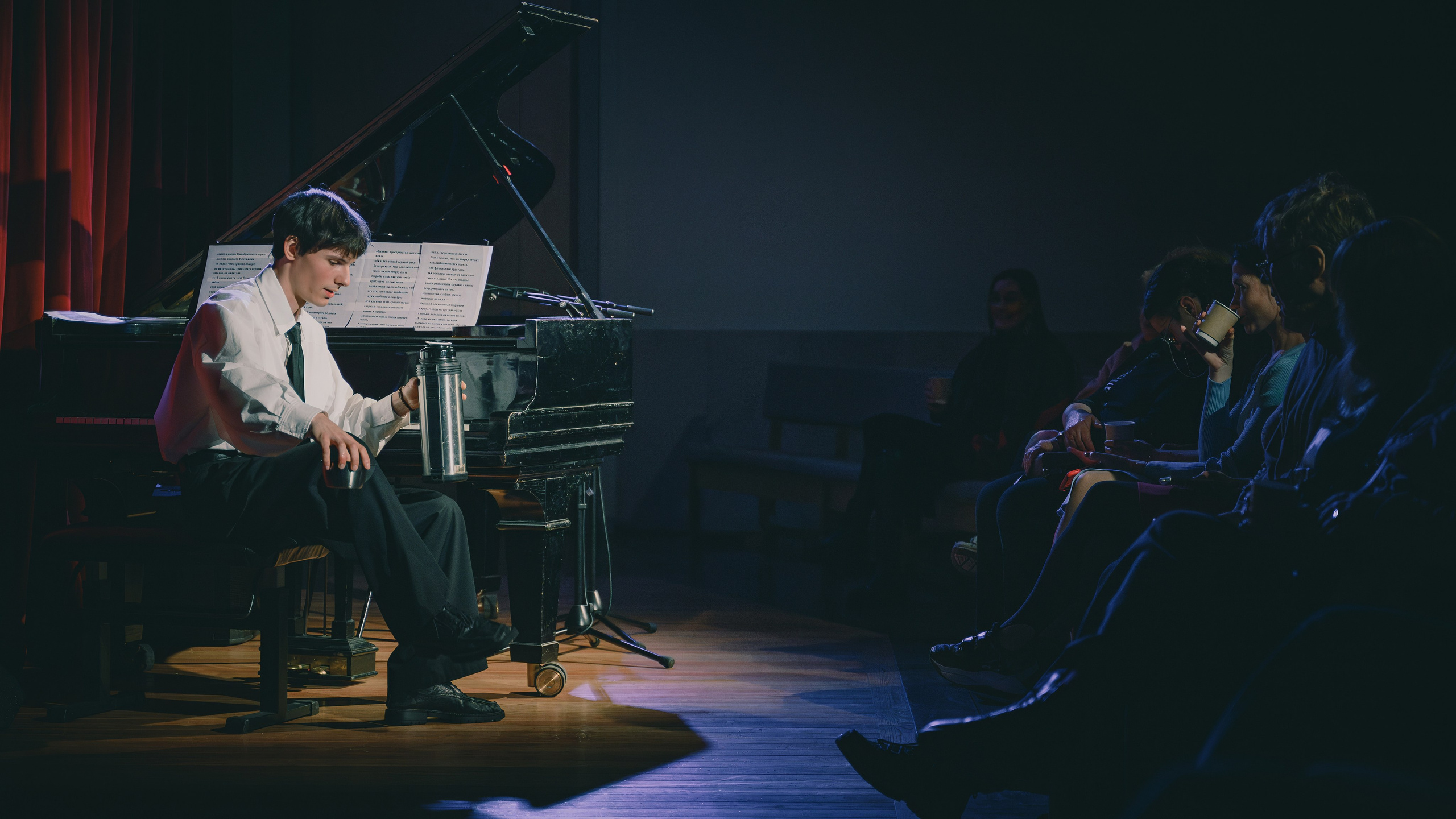Театр чувства. Посвящение Юрию Бутусову. Театральный фотограф Михаил Макаричев-Энгельс