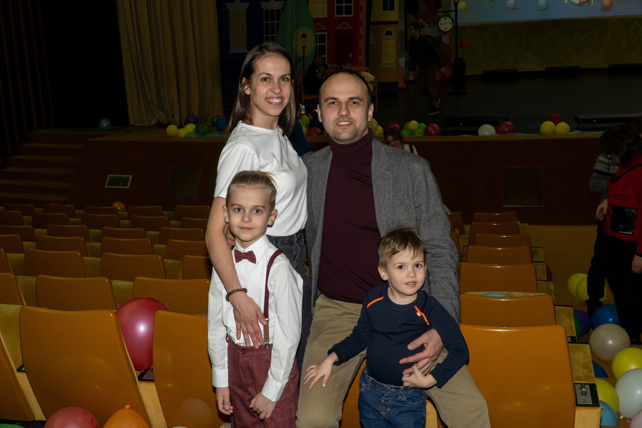 Съёмка концерта для Домисольки, большой концертный зал Космос. «Студия DRONAVT`s» — видеосъёмка и фотография г. Москва