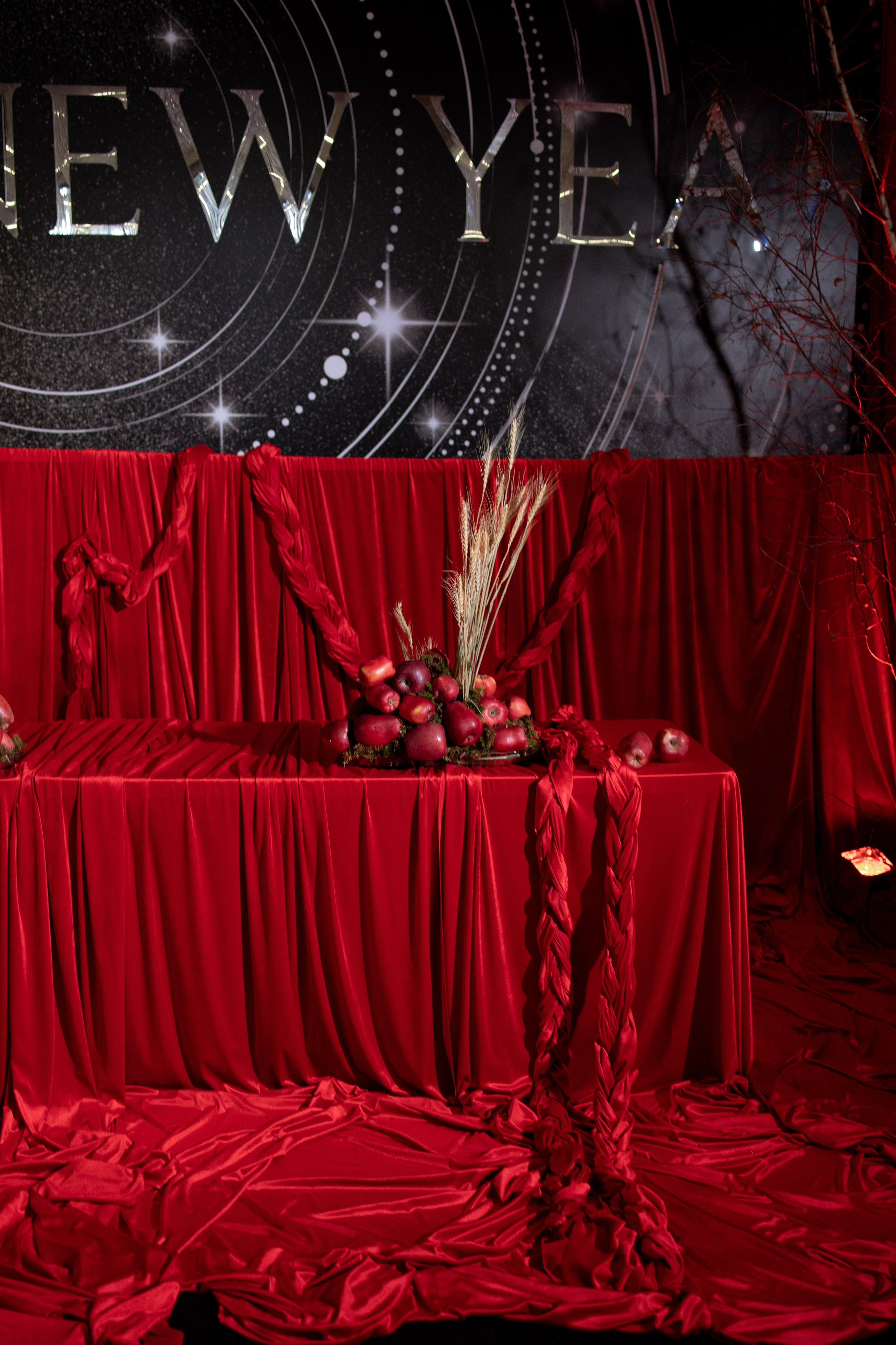 Новогодний корпоратив в фольклорном стиле. Особняк Лемана. Оформление свадеб, декор свадеб Вера Маркова, Москва