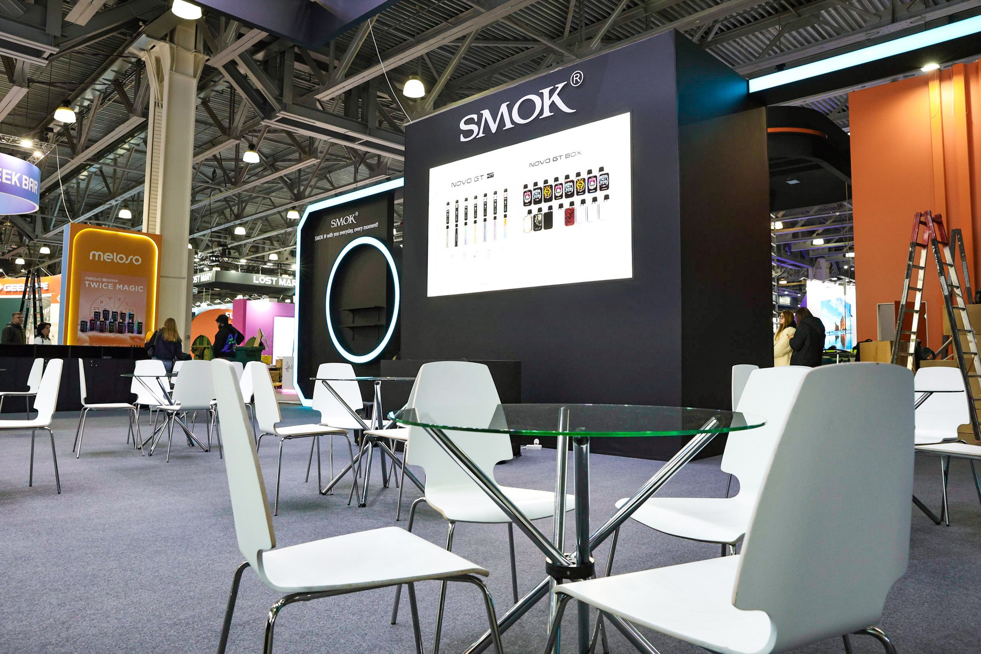 Застройка Vape Club Show. Фотограф Дарья Попова