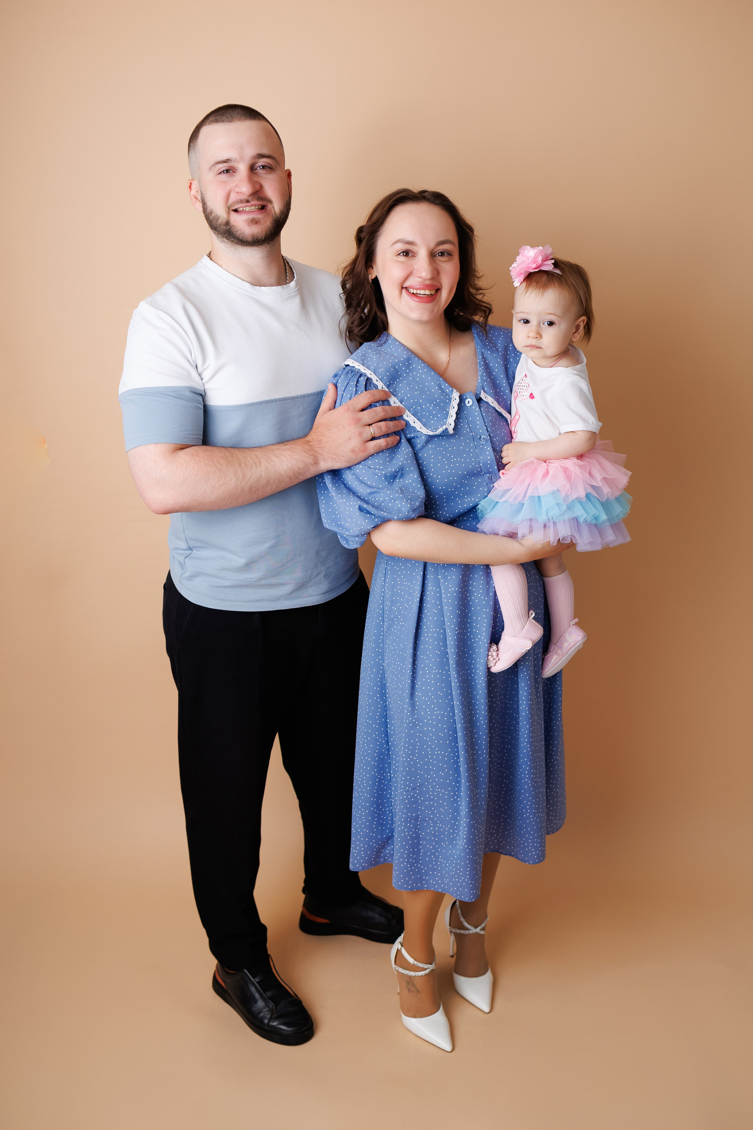 Анечке 1 годик. Фотограф новорожденный малышей Новосибирск