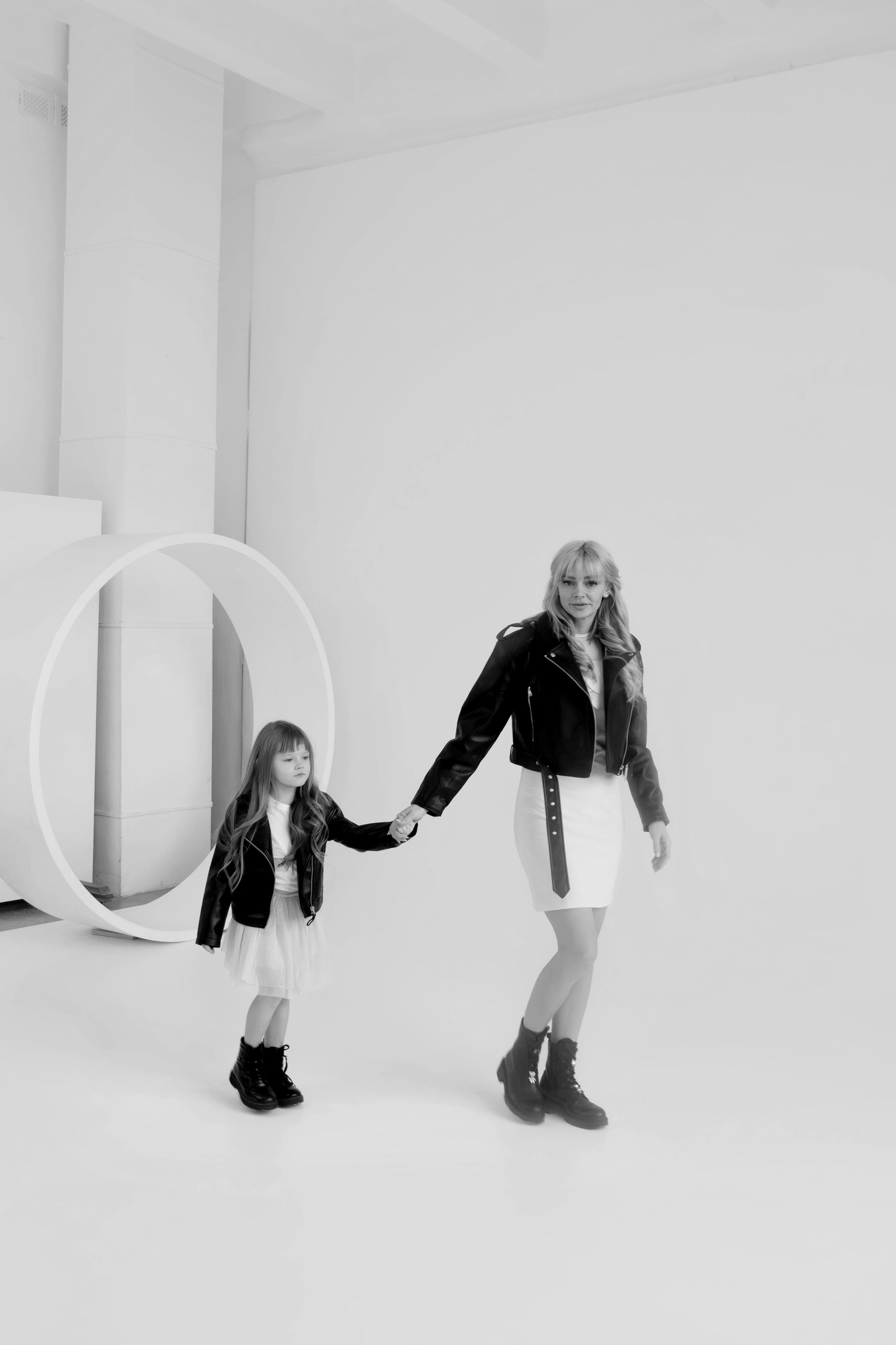 EVIJA&MILANA. Бережно сохраняю ваши чувства и истории на своих фотографиях