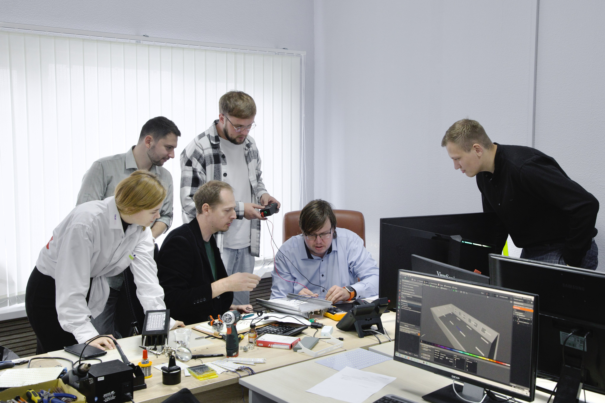 Фотосъёмка в офисе и на производстве. Школьные выпускные альбомы в Москве Марина Николаева