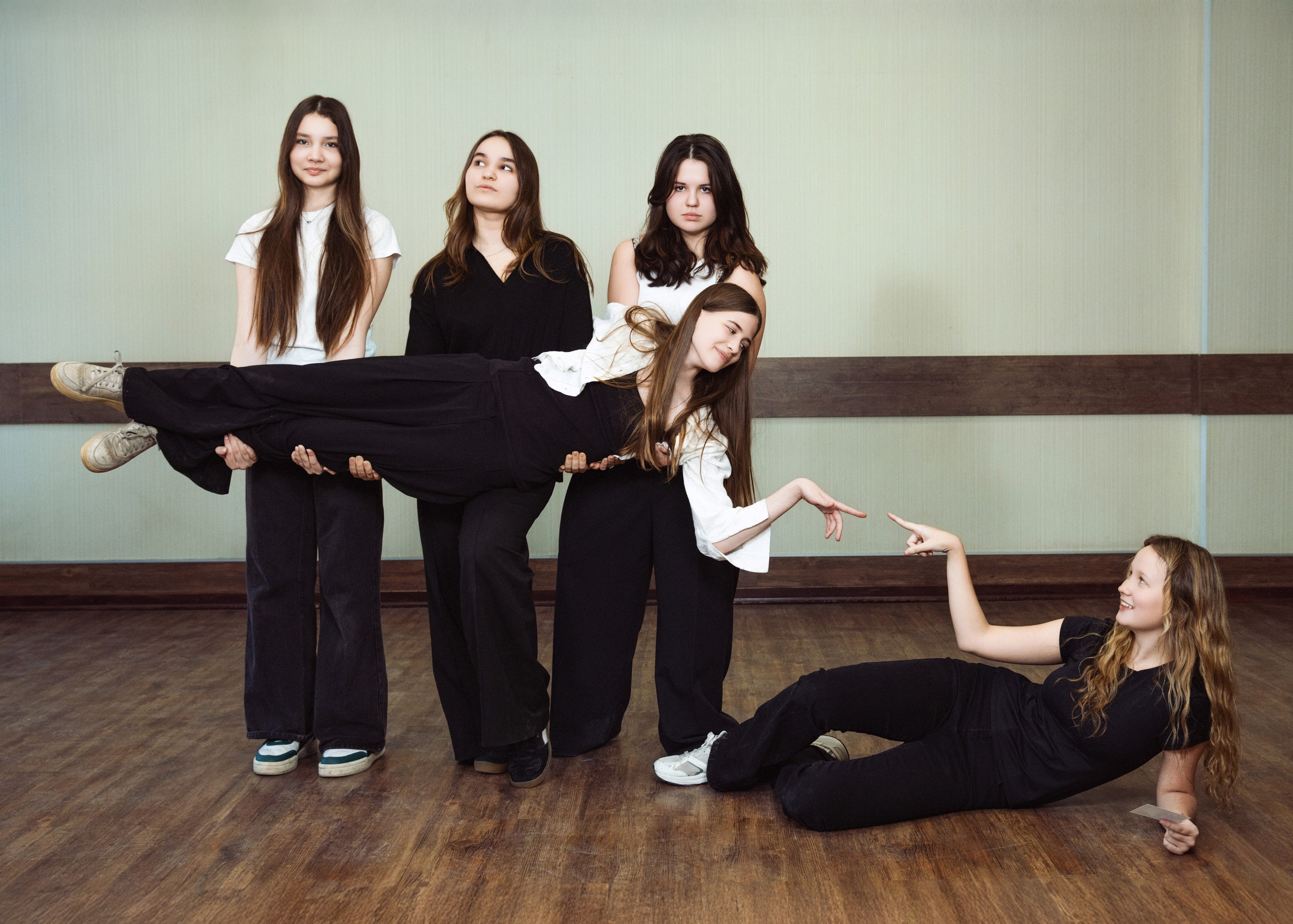 Групповые фотографии. Творческий фотограф в Санкт-Петербурге — Никита Шохенмайер