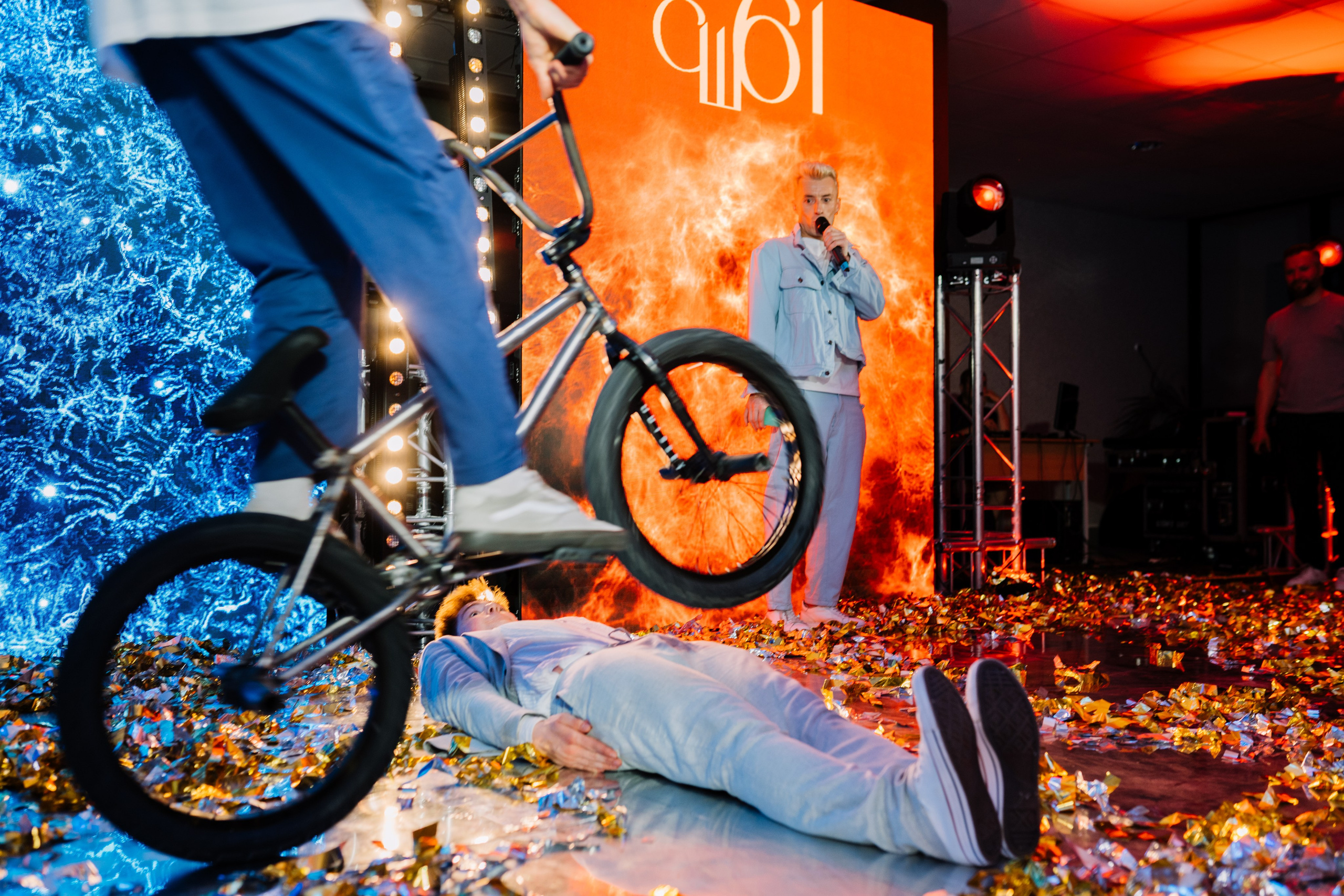 Выпускной 61 школа