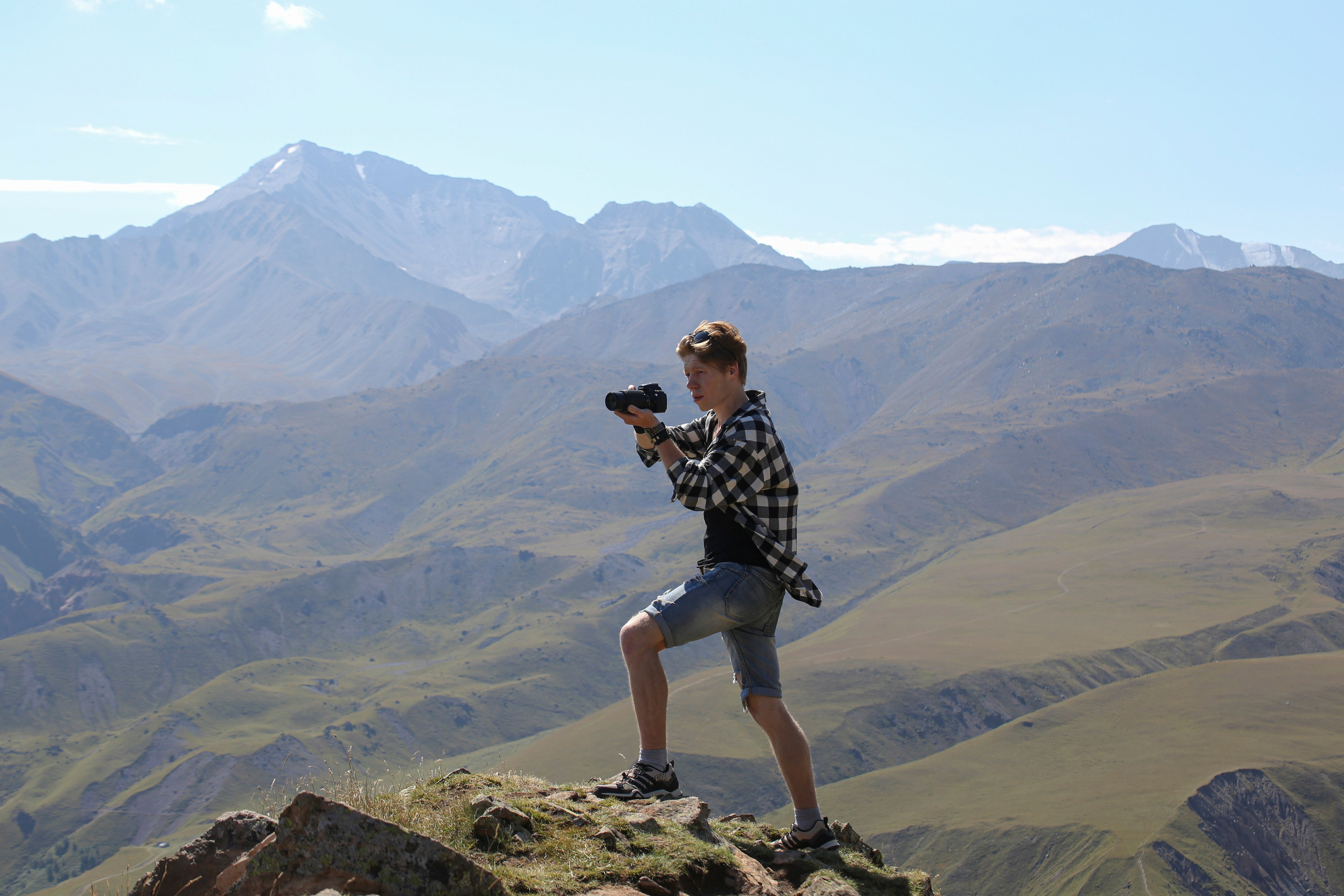 Горы Кавказа. Костюмер, художник кино и телевидения в спб