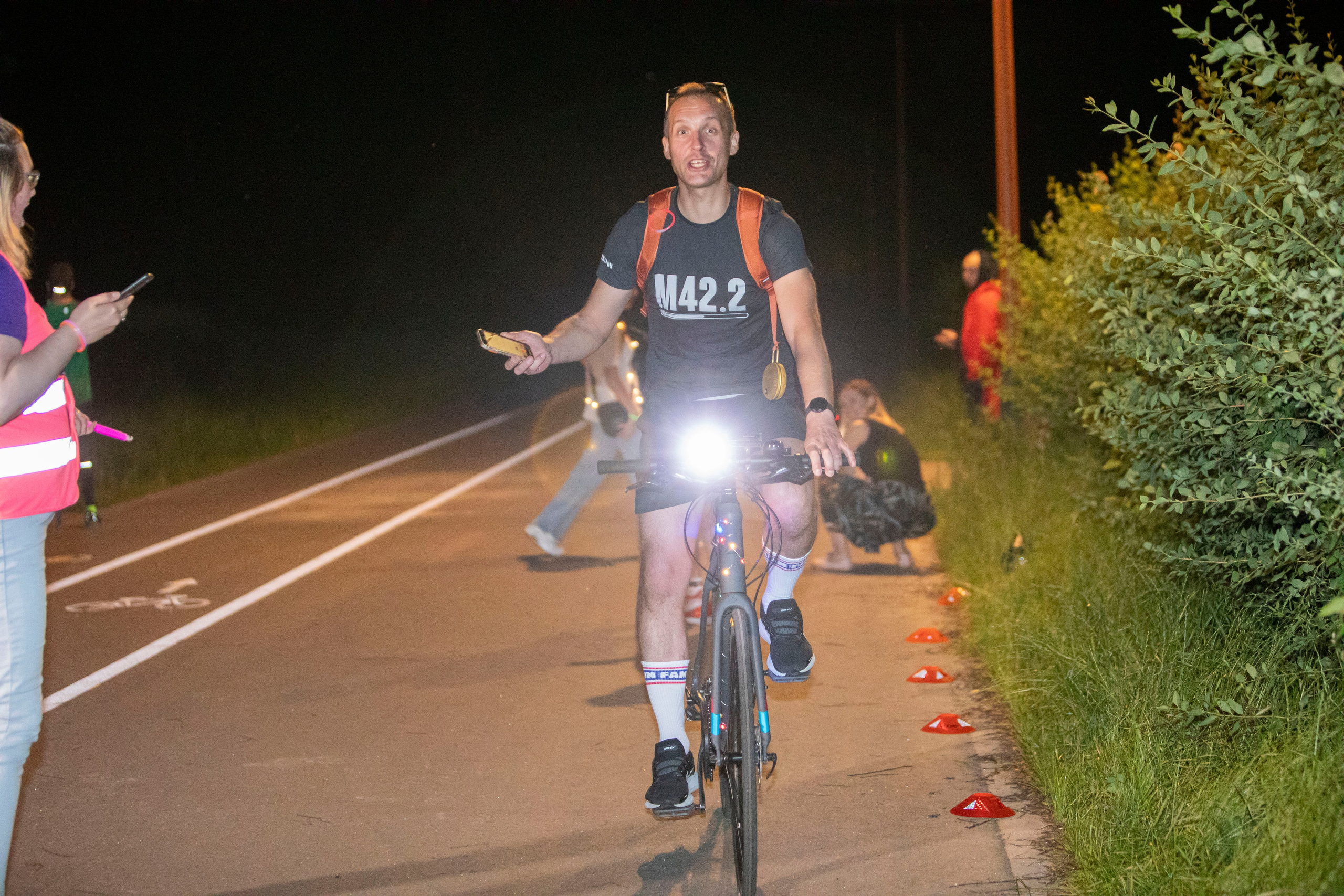 S95 Кусково, ночная тема, 2 июля 2023 г. Фотограф Сергей Ловкий