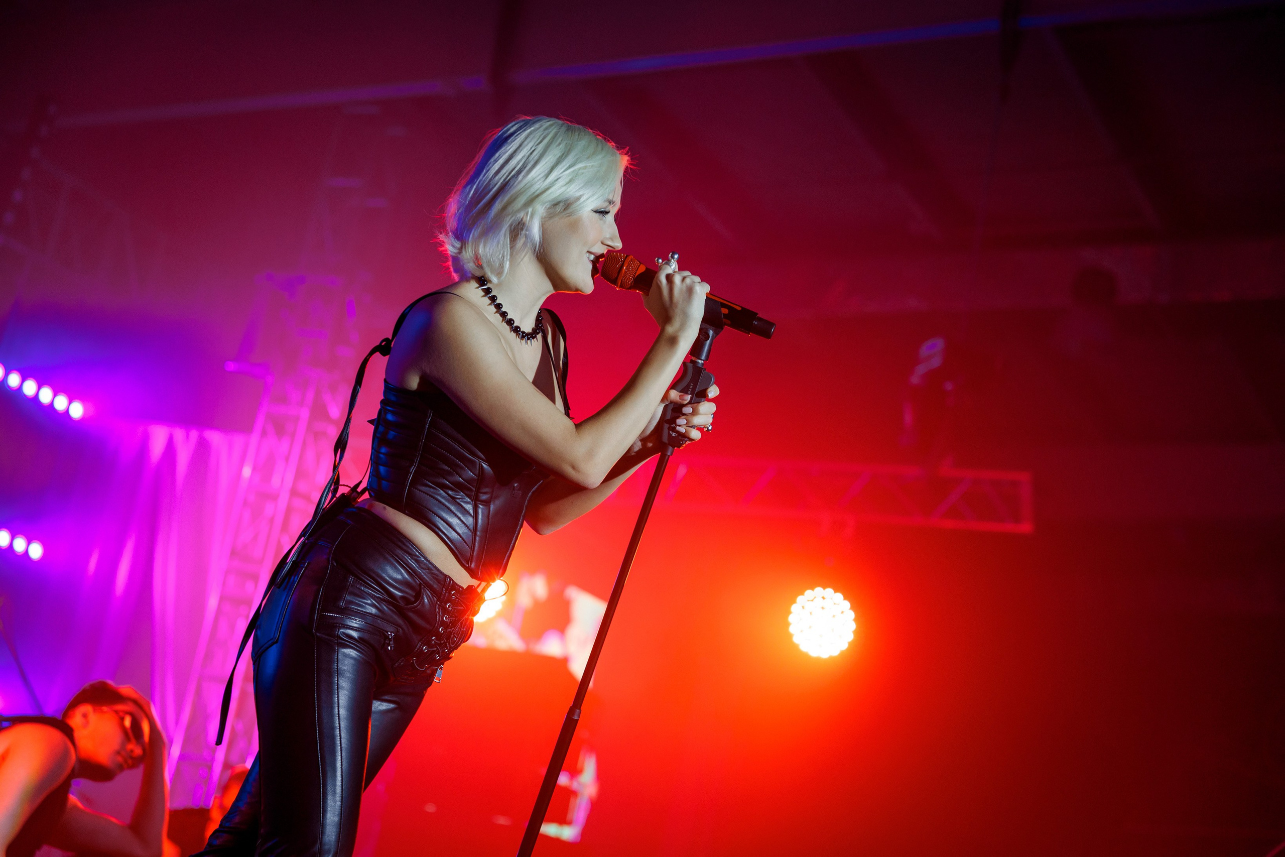 Сервико 30 лет. Свадебный фотограф в Иркутске Сапаров Александр