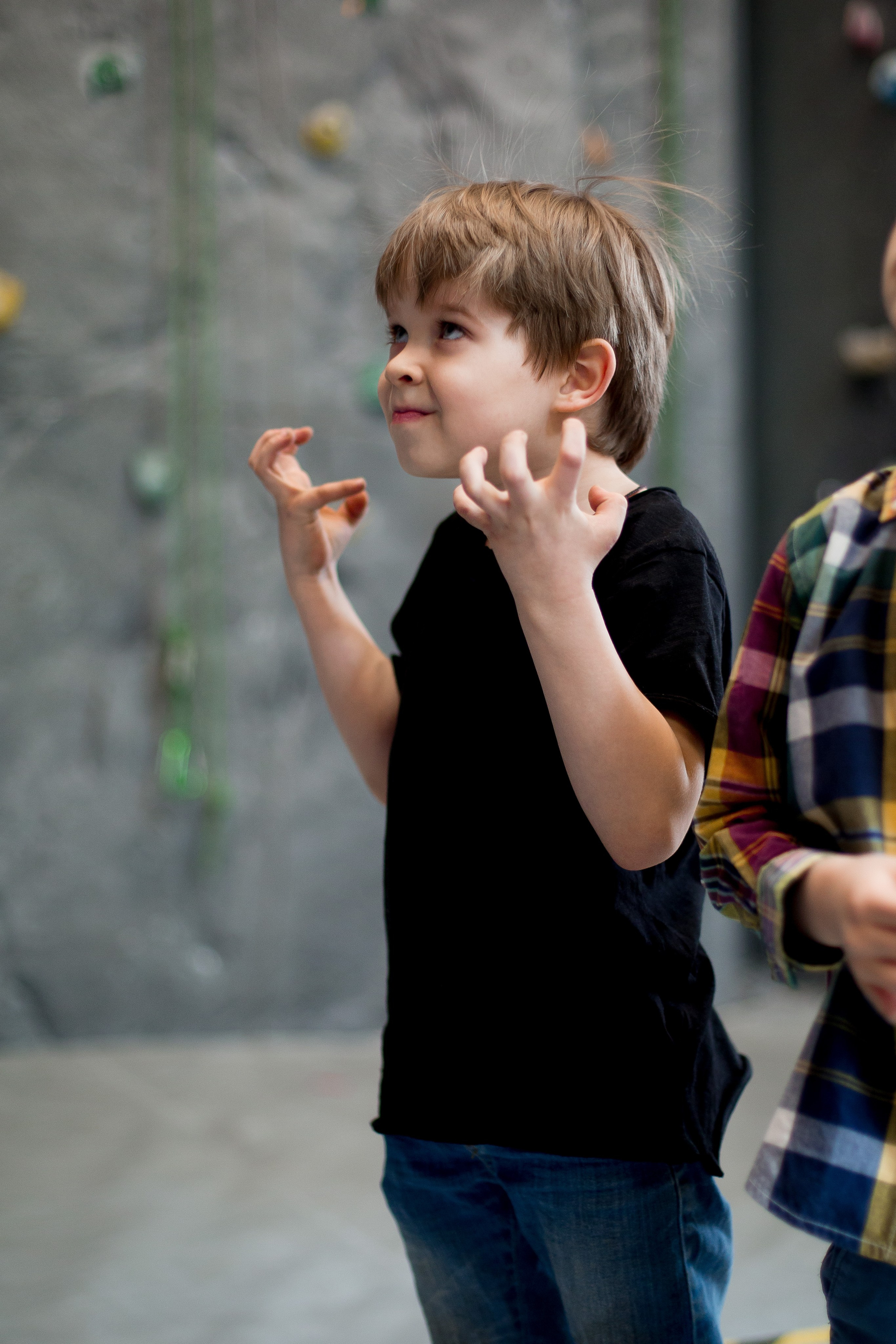 Фотосъемка детского Дня рождения на скалодроме. Репортажный фотограф Борис Геер