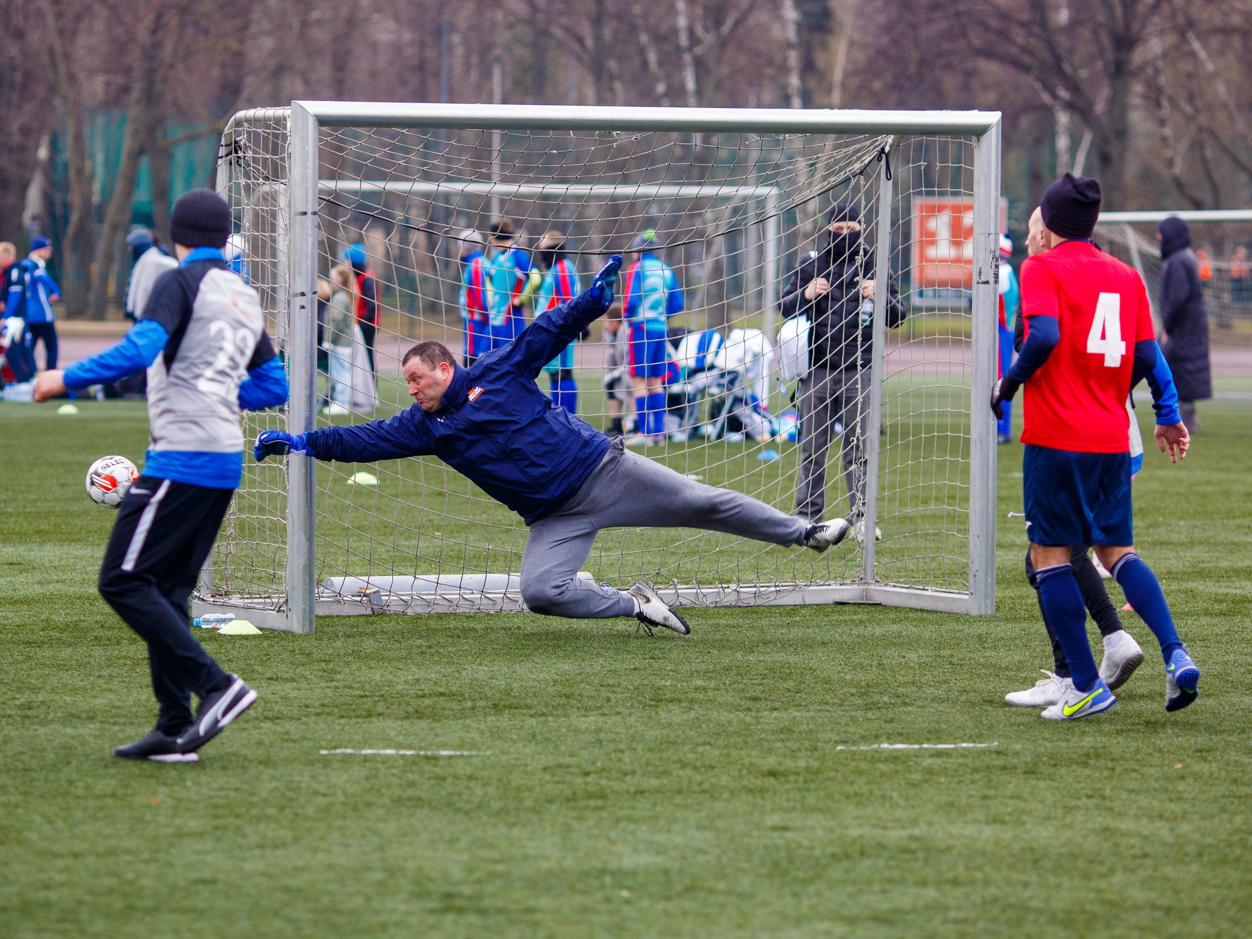 Футбольный турнир Газпром Энергохолдинг. Репортажный фотограф Борис Геер