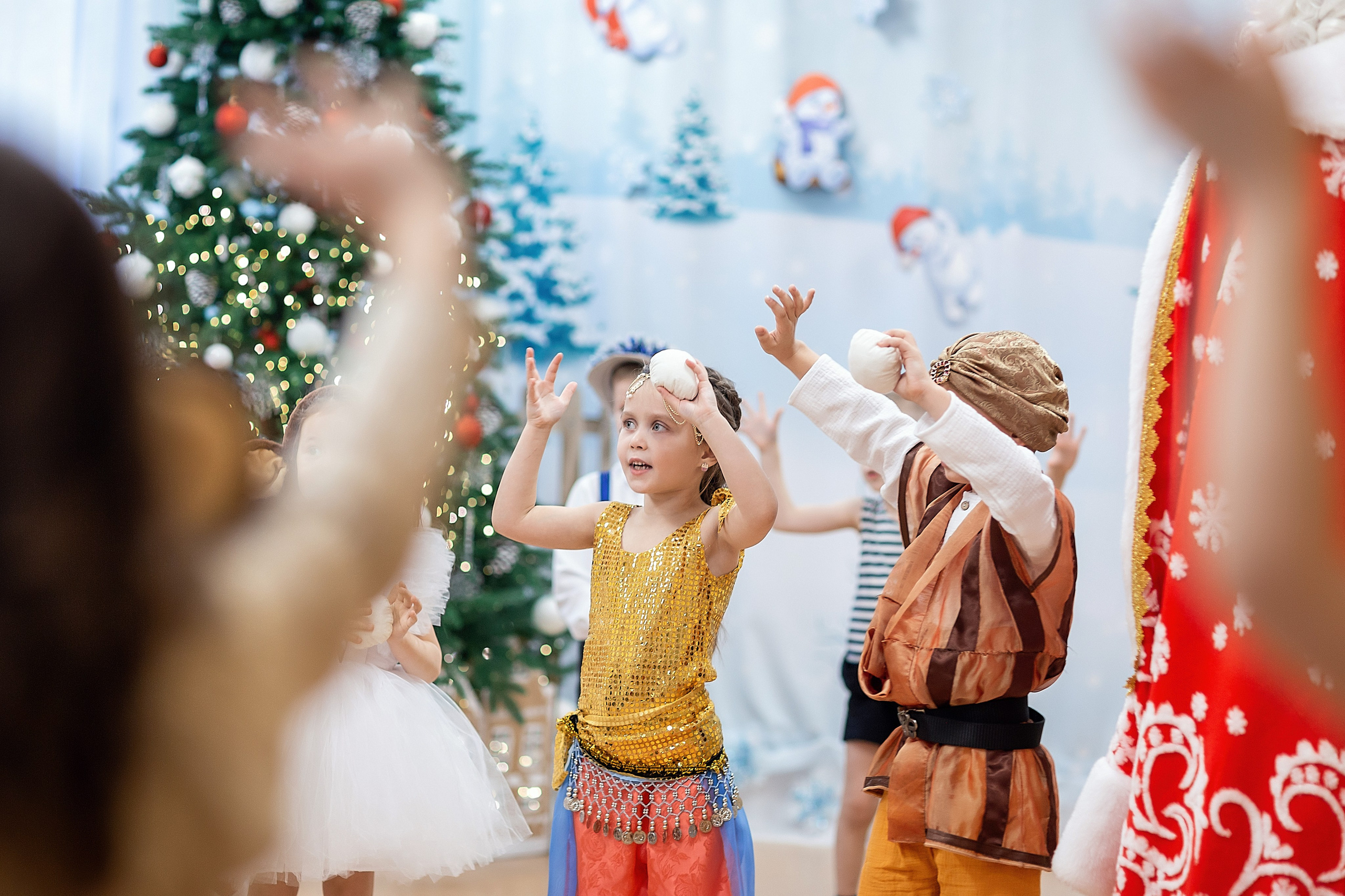 Утренник_"Веселый балаганчик» 2024. Семейный фотограф в Санкт-Петербурге