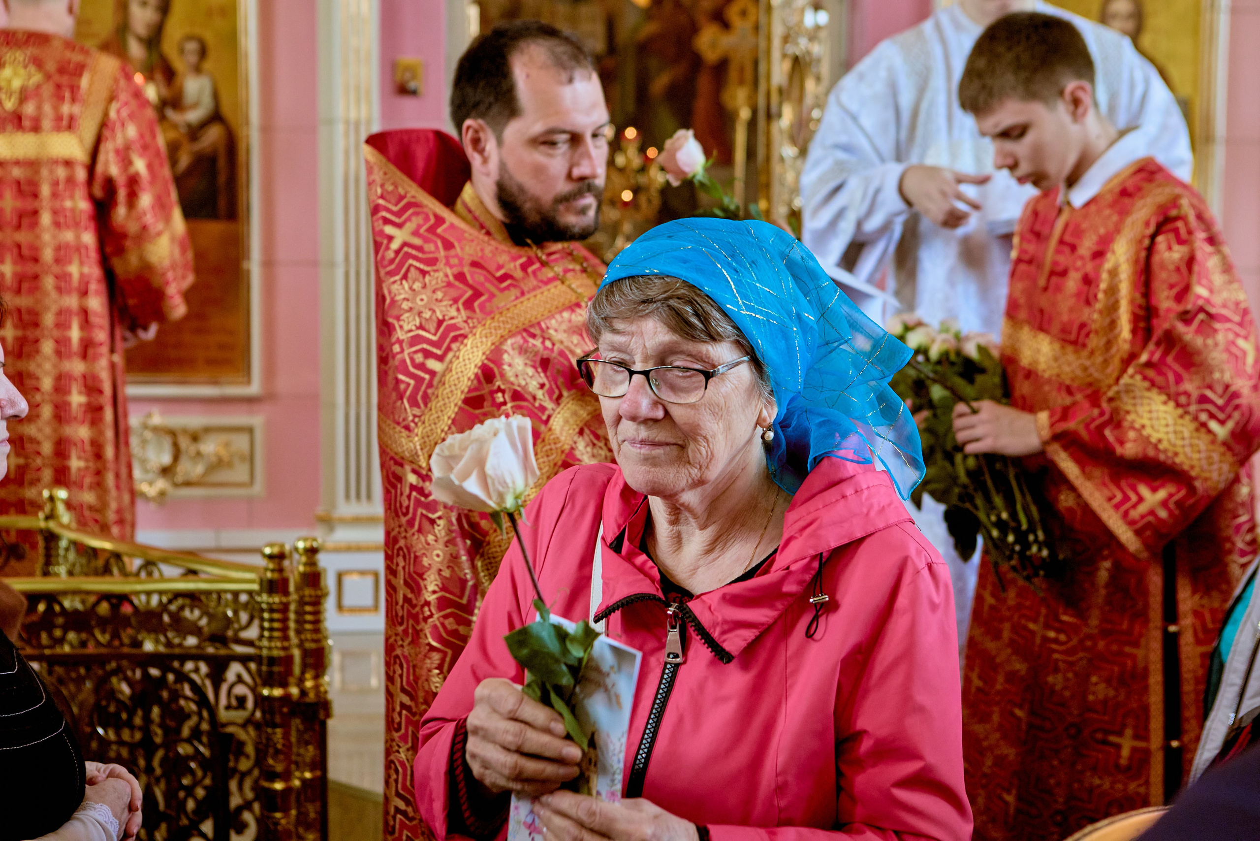 Фотографии Литургии в Праздник Святых Жен Мироносиц