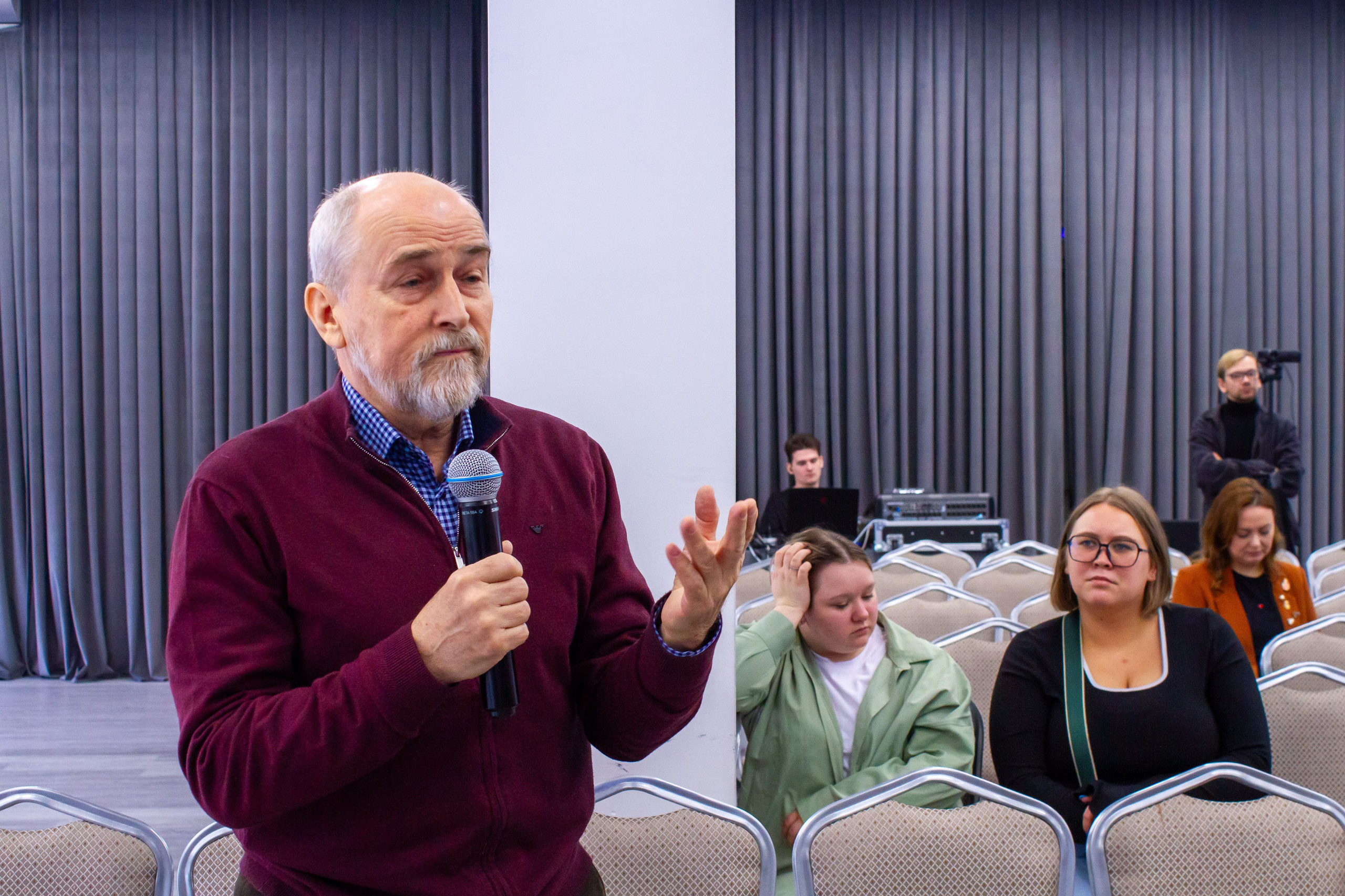 Круглый стол «Каким быть школьному театру»